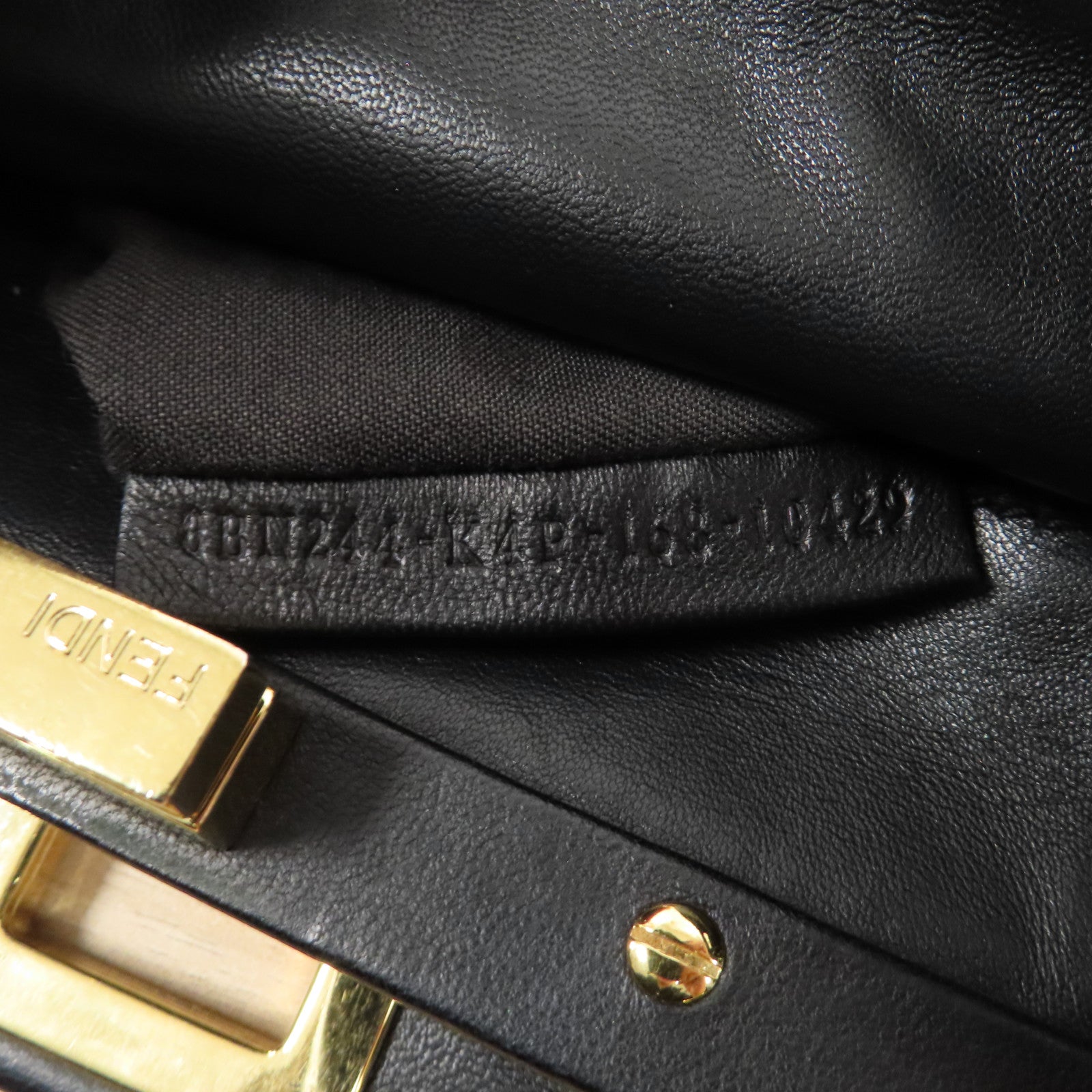 FENDI 牛皮皮革Mini Peekaboo金扣手挽肩背兩用袋黑色
