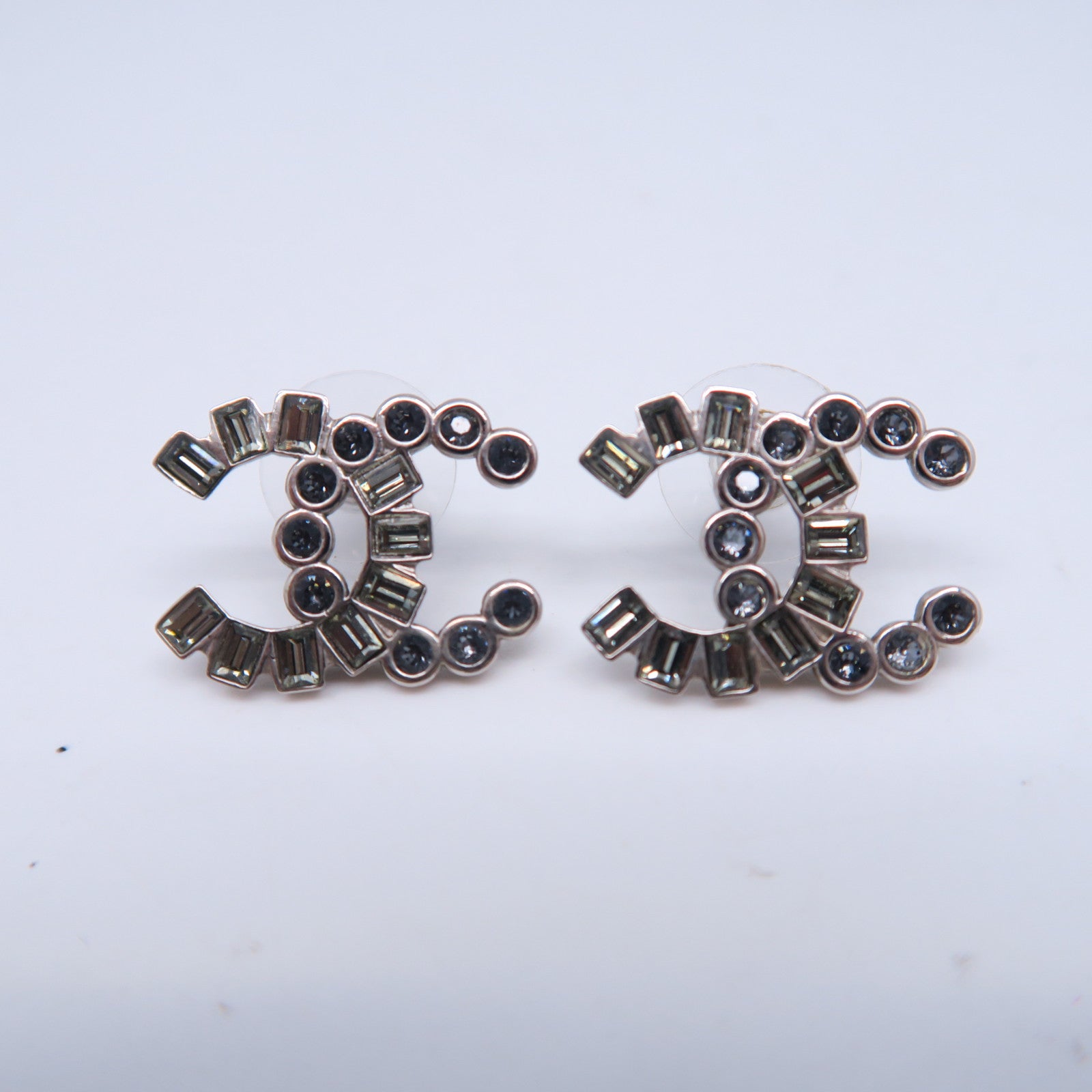 CHANEL 金屬Earrings項鍊銀色