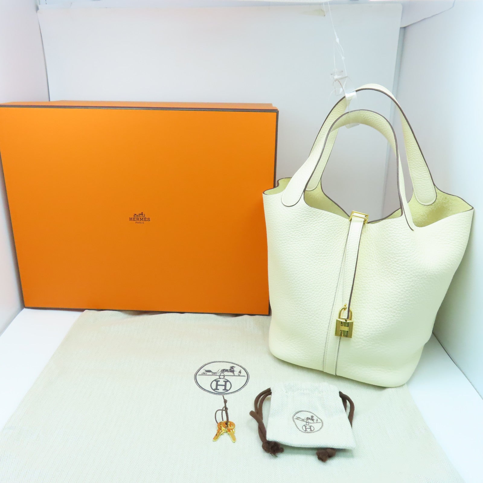HERMES 【激減優惠】Clemence皮革Picotin MM金扣手挽袋奶油白色