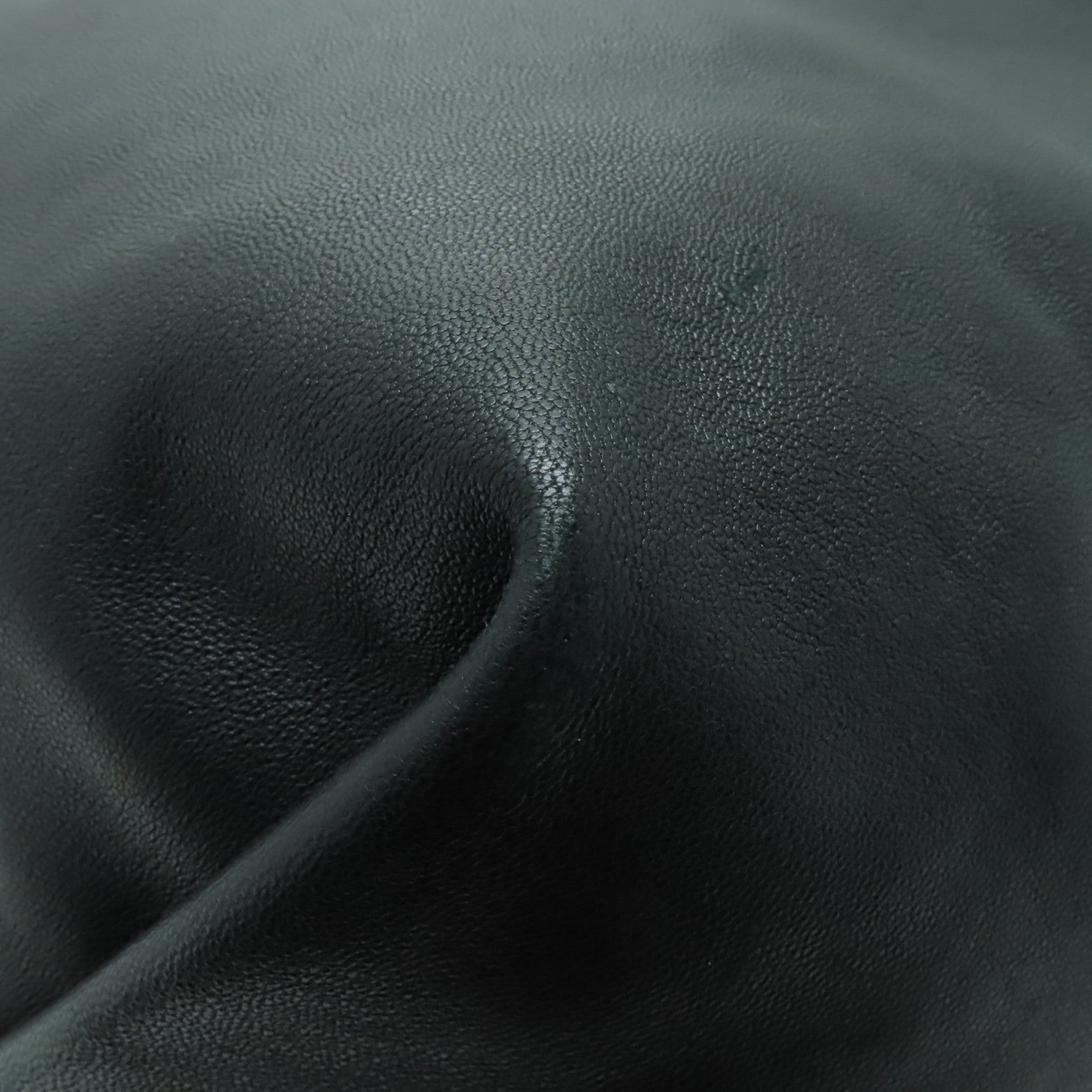 SAINT LAURENT 牛皮皮革Shoulder Bag銀扣鏈帶肩背袋黑色