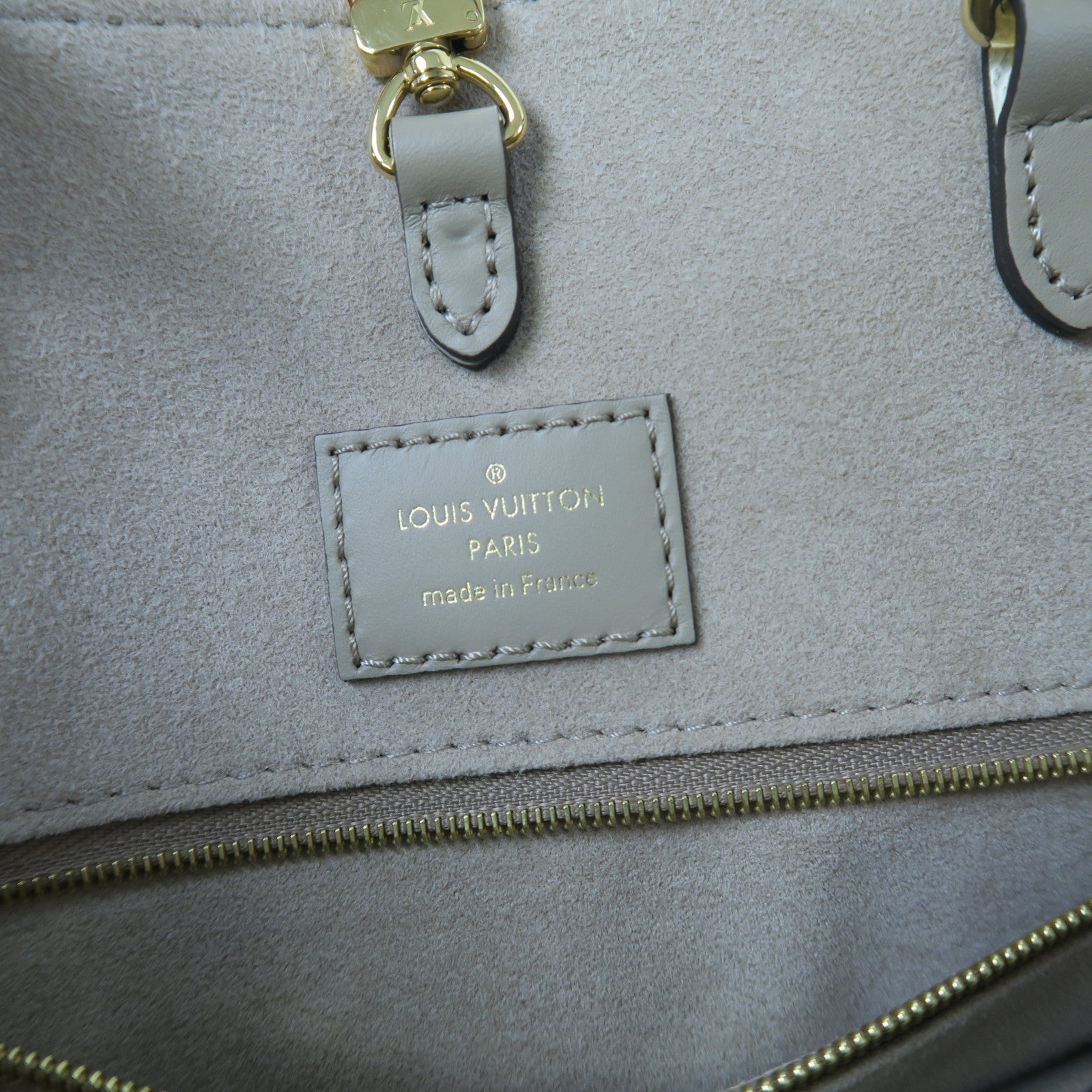 LOUIS VUITTON Monogram Empreinte OnTheGo MM金扣手挽肩背兩用袋斑鳩灰色/奶油色
