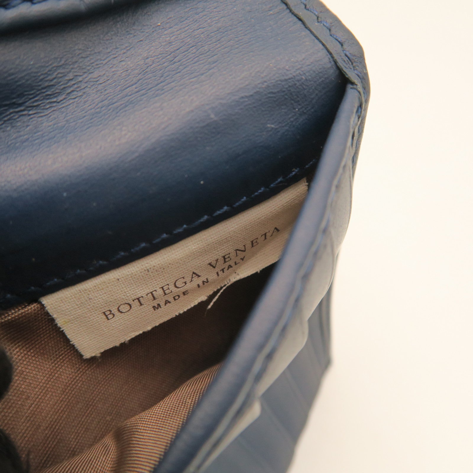 BOTTEGA VENETA Sheepskin Leather Wallet Blue