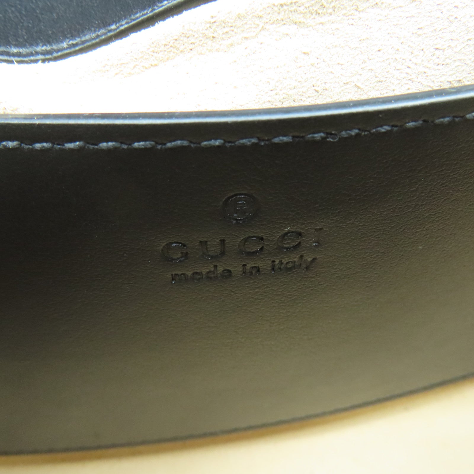 GUCCI cowhide leather GG Marmont gold buckle chain shoulder bag black