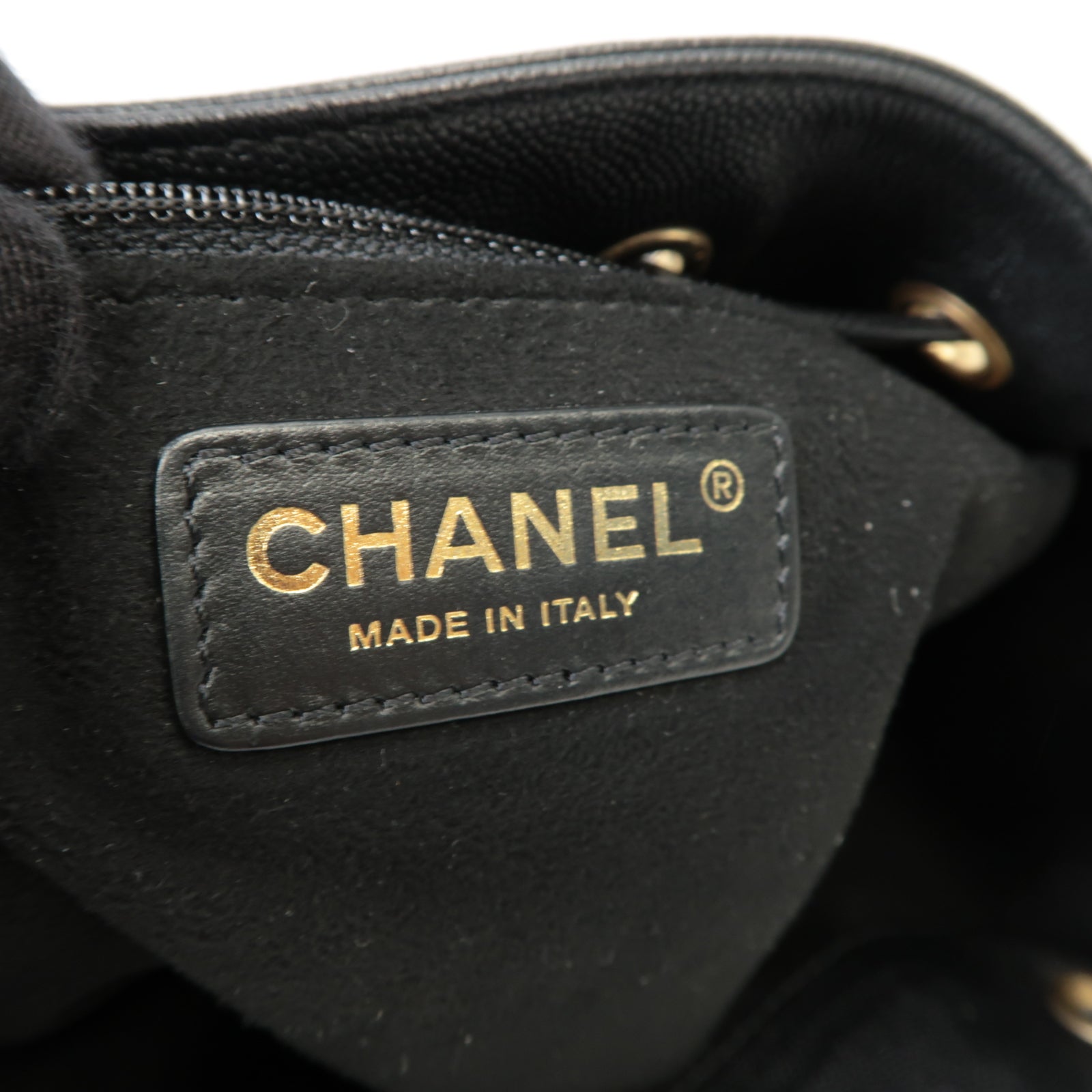 CHANEL Caviar皮革Chain Shoulder金扣鏈帶肩背袋黑色
