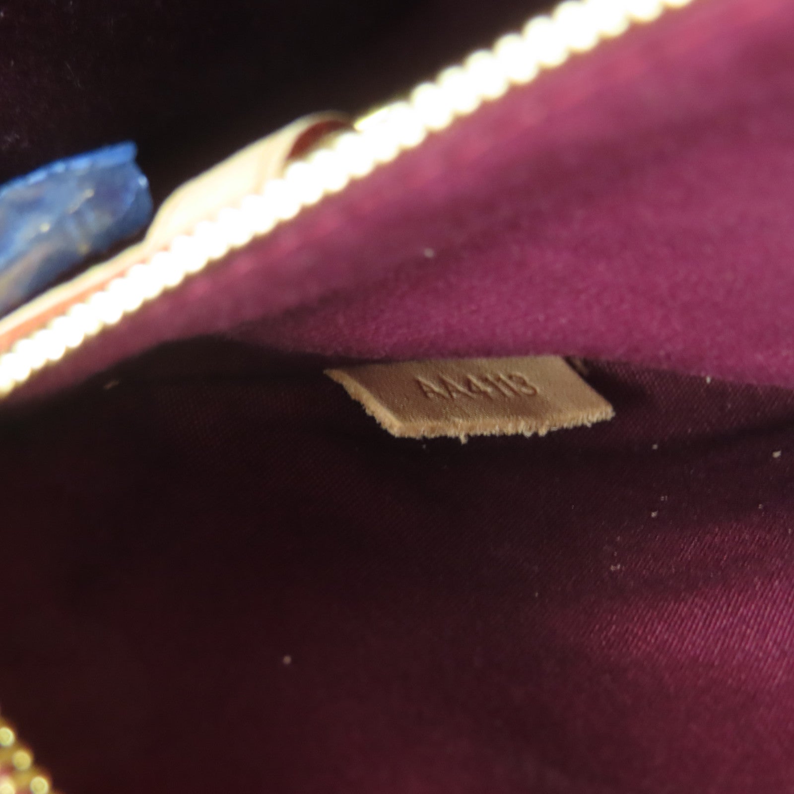 LOUIS VUITTON Monogram Vernis Brea MM Gold Buckle Hand Shoulder Dual-purpose Bag Wine Red