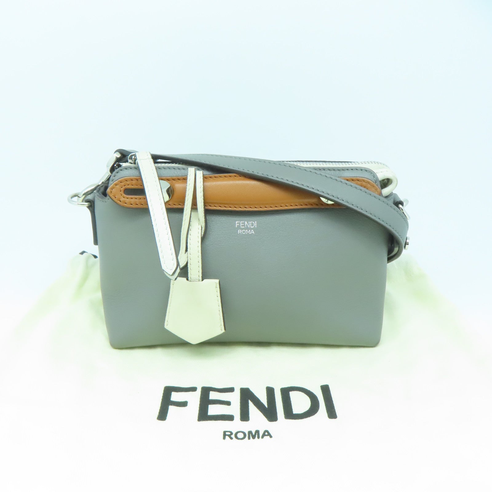 FENDI 【激減優惠】牛皮皮革By The Way Mini銀扣手挽肩背兩用袋灰色