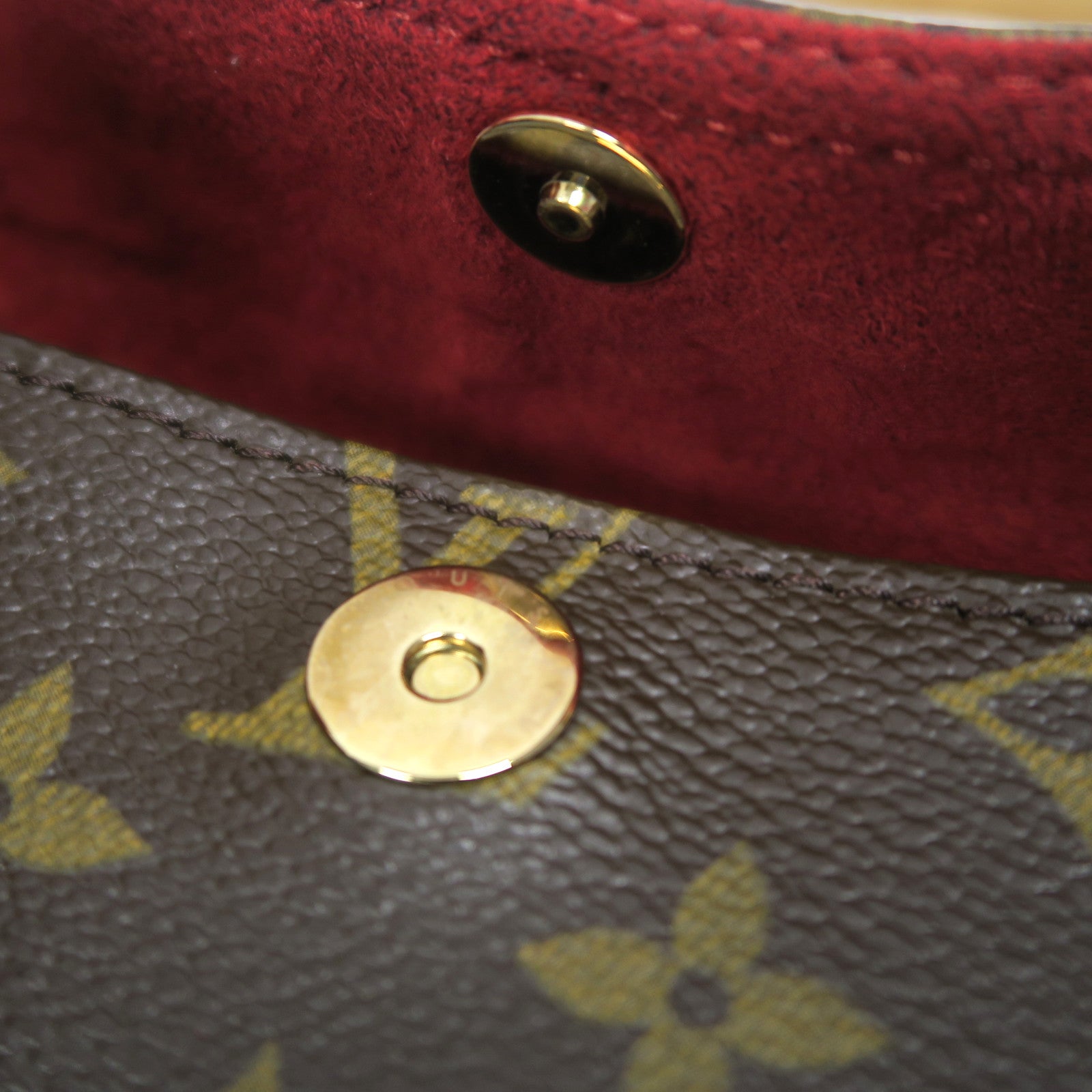 LOUIS VUITTON Monogram Excentri Cite手挽袋啡色