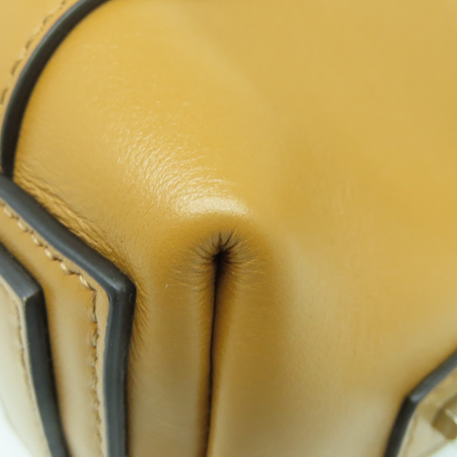 GIVENCHY 牛皮皮革2 Way Shoulder Bag银扣手挽肩背两用袋啡色