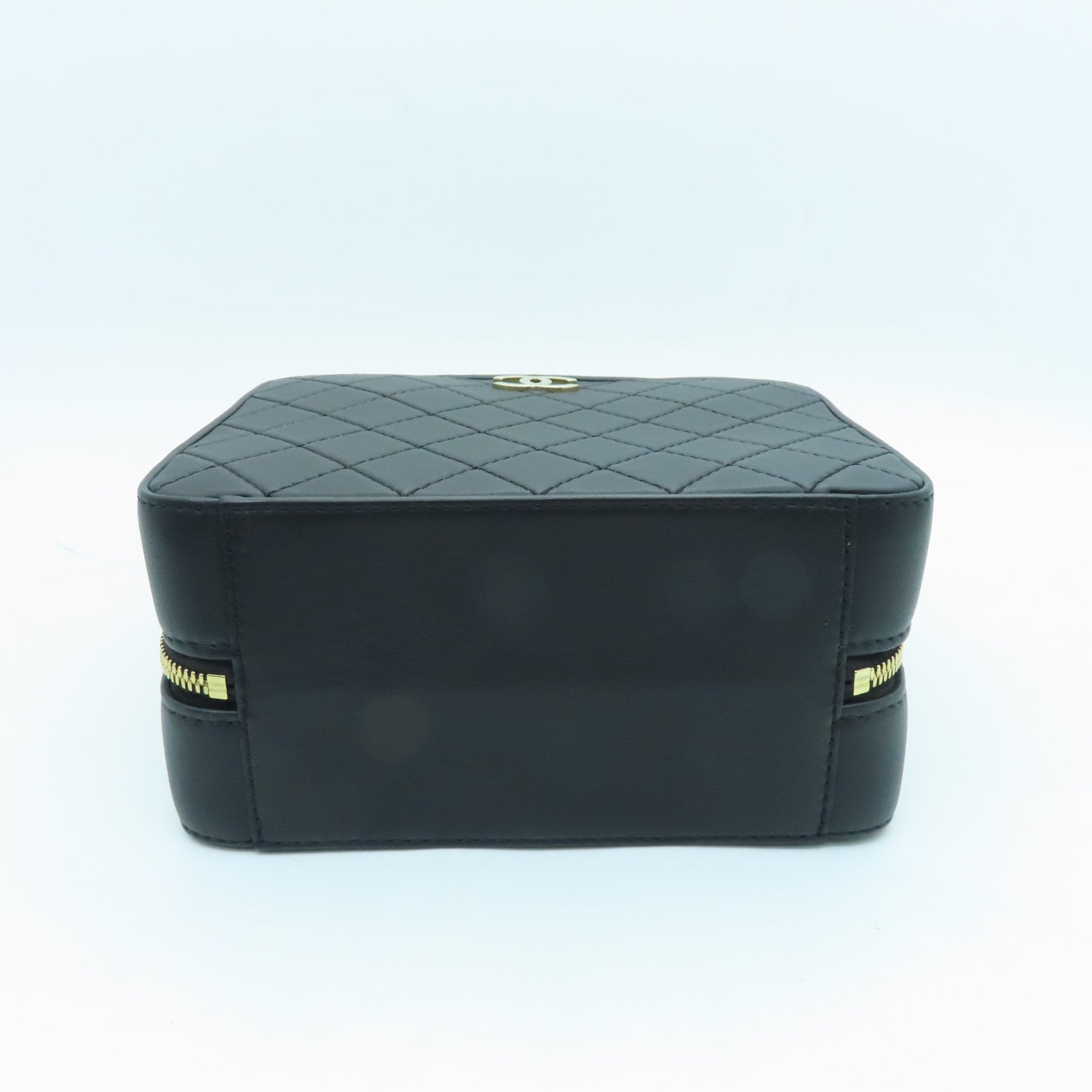 CHANEL cowhide leather Shoulder Bag gold buckle handle shoulder bag black