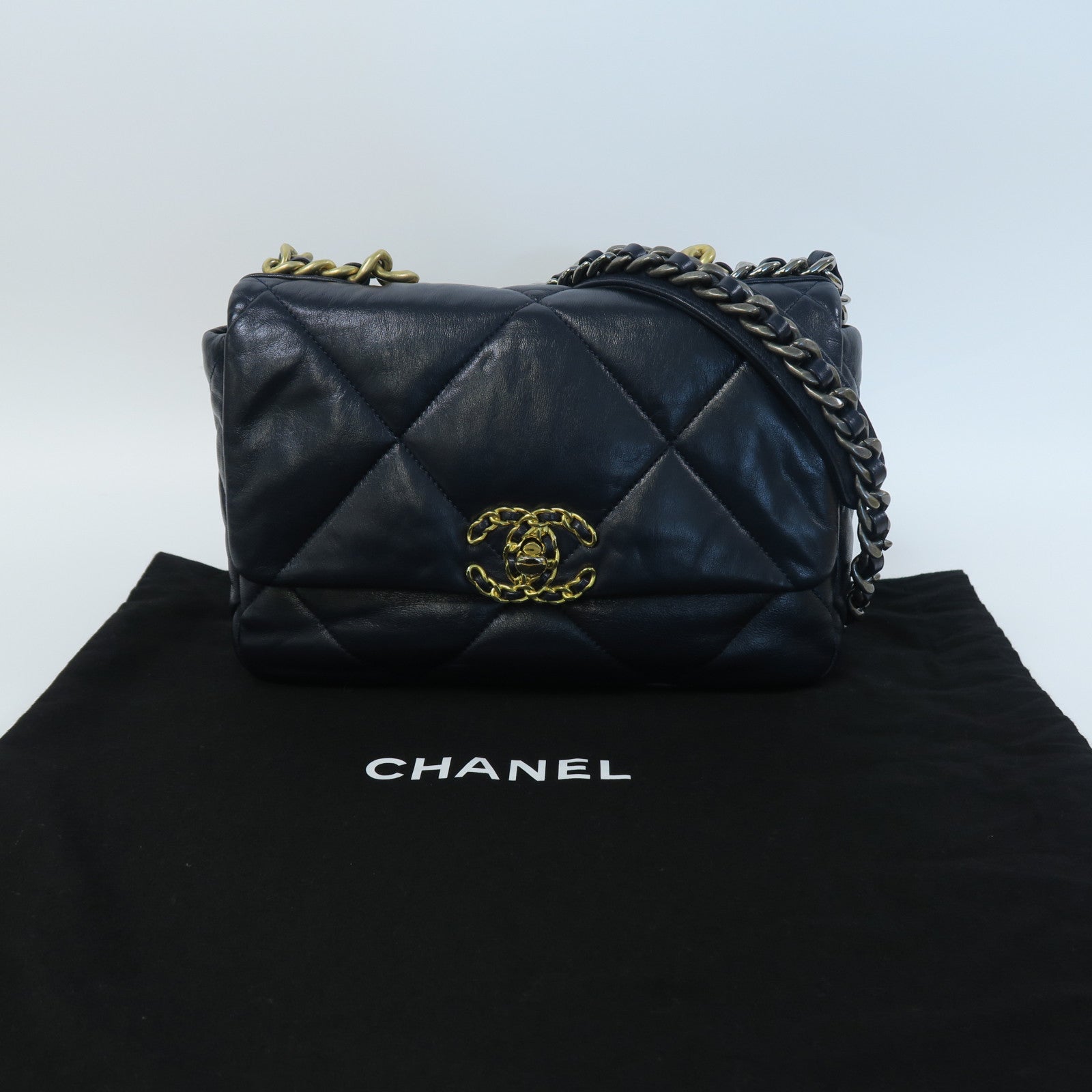 CHANEL 菱格皮革Chanel 19 Chain Shoulder金扣/銀扣鏈帶手挽肩背兩用袋深藍色