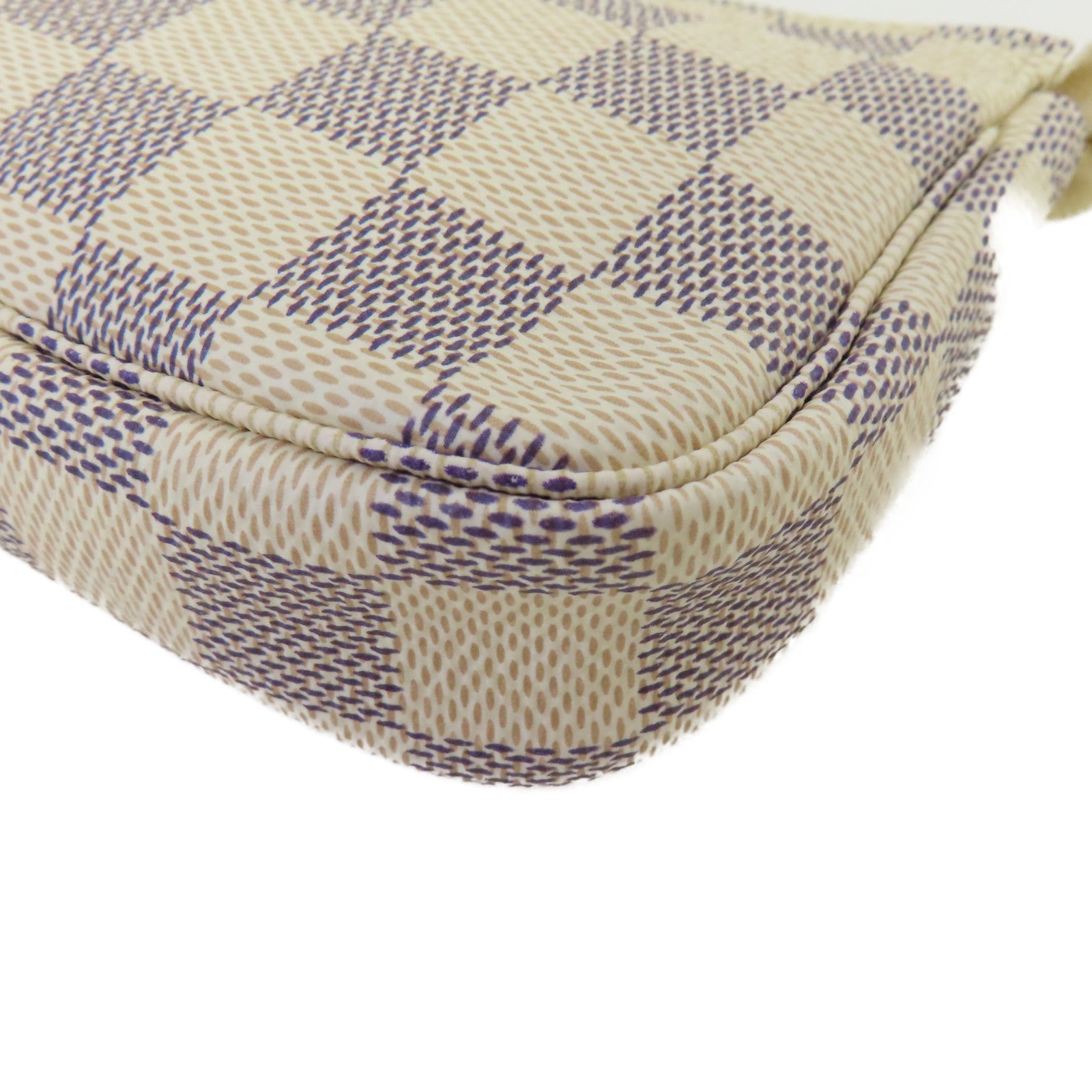 LOUIS VUITTON Damier Azur  Mini Pochette Accessoires Pouch金扣鏈帶手拿包米白色