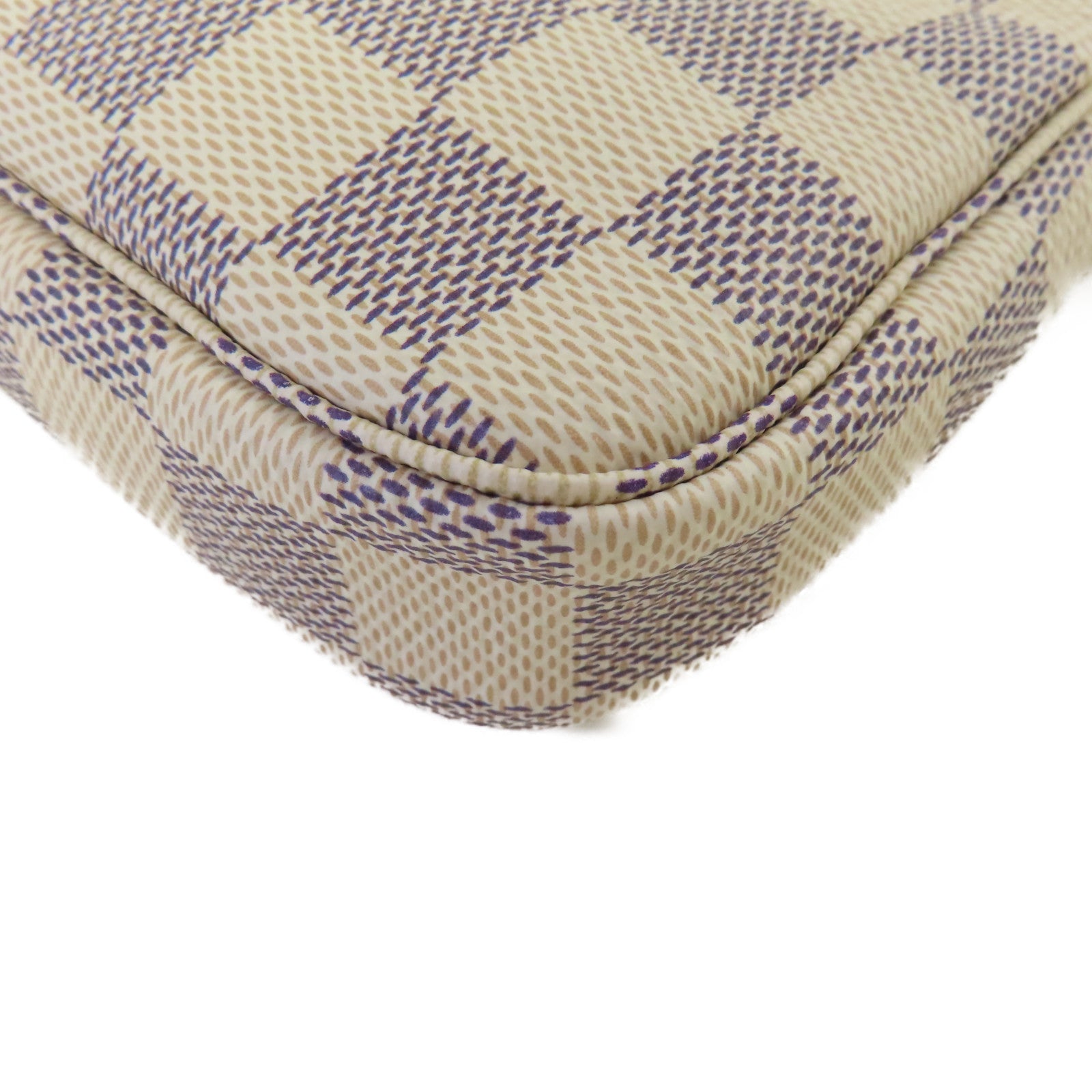 LOUIS VUITTON Damier Azur  Mini Pochette Accessoires Pouch金扣鏈帶手拿包米白色