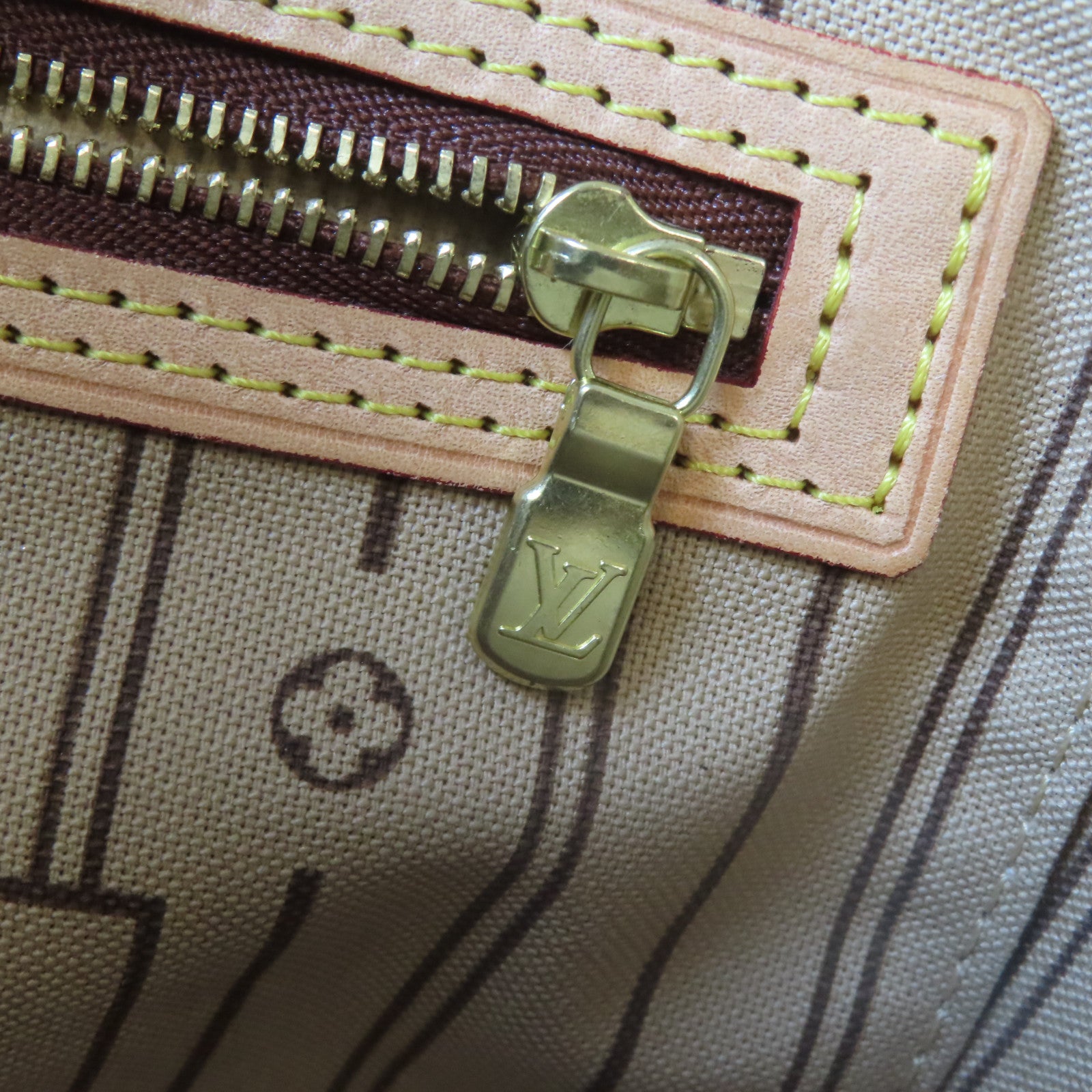 LOUIS VUITTON Monogram Neverfull MM金扣手挽袋啡色