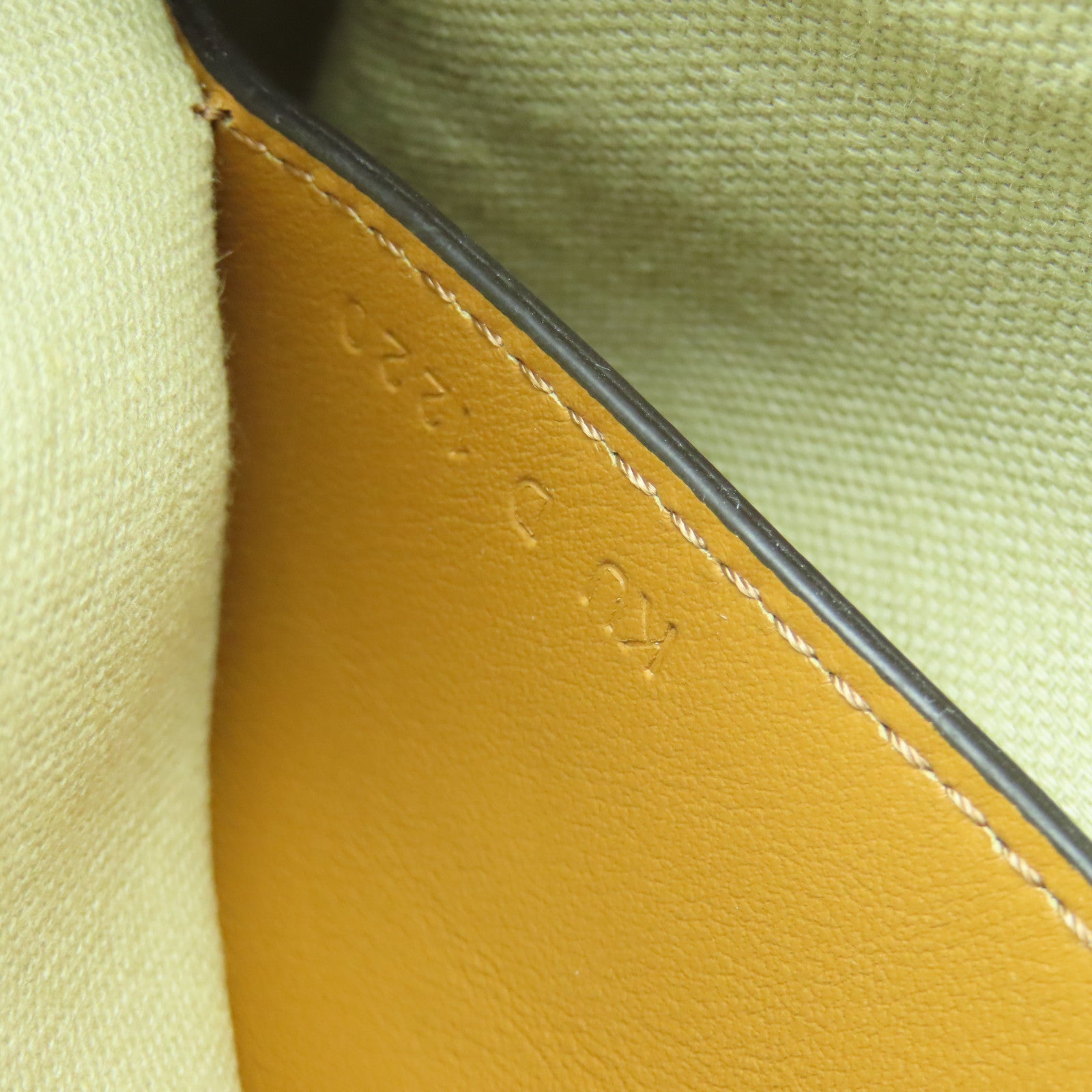 GIVENCHY 牛皮皮革2 Way Shoulder Bag银扣手挽肩背两用袋啡色