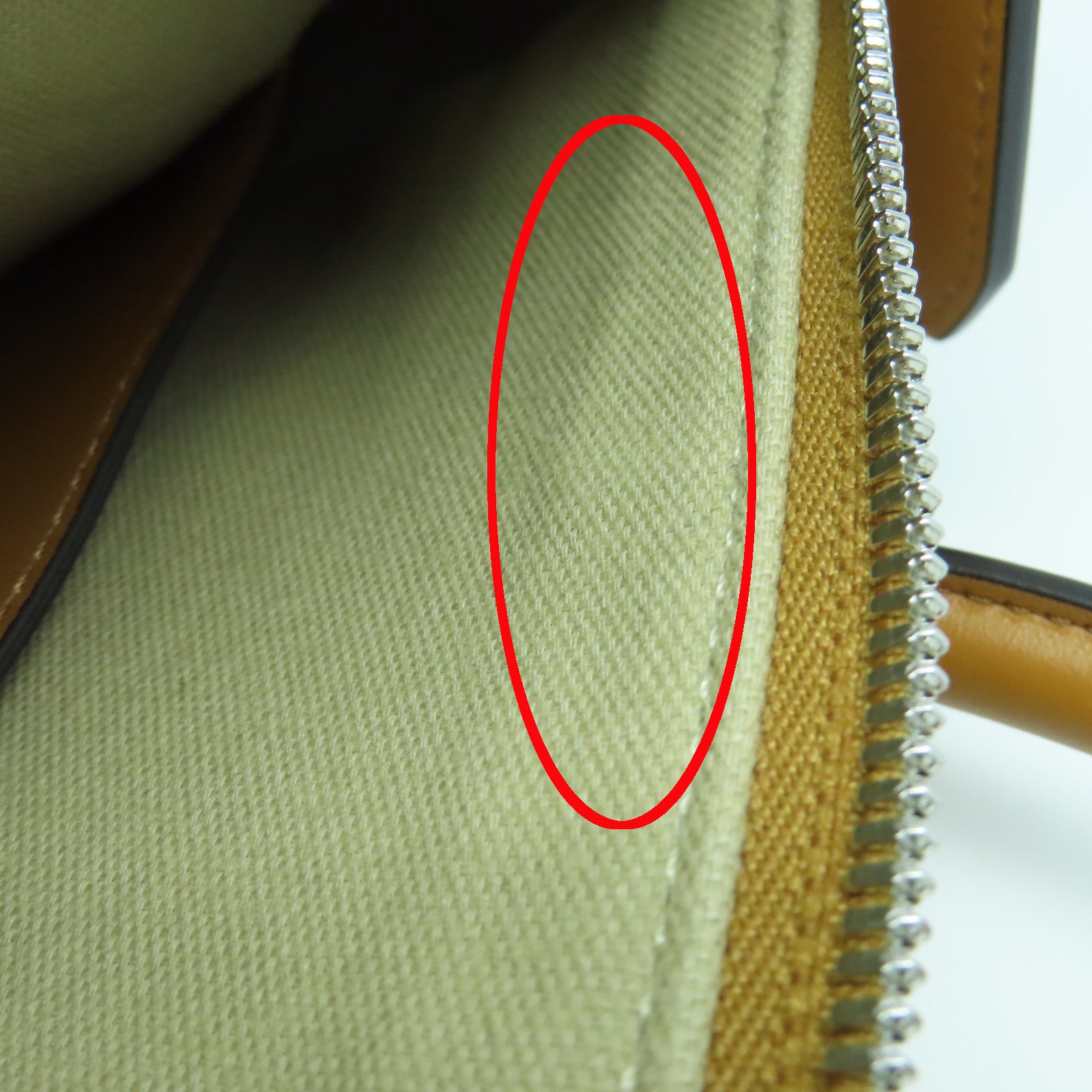GIVENCHY 牛皮皮革2 Way Shoulder Bag银扣手挽肩背两用袋啡色