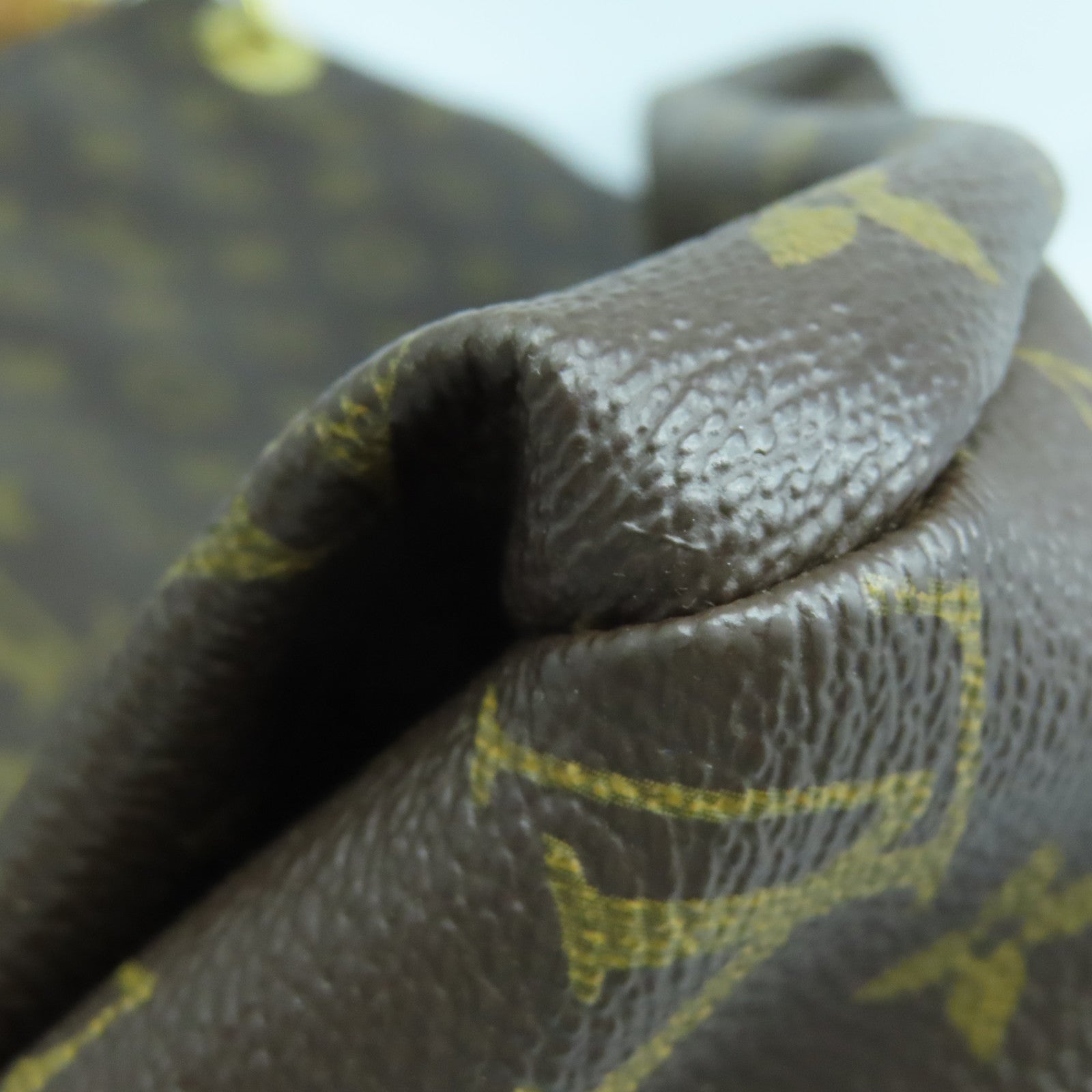LOUIS VUITTON Monogram Artsy GM金扣手挽袋啡色
