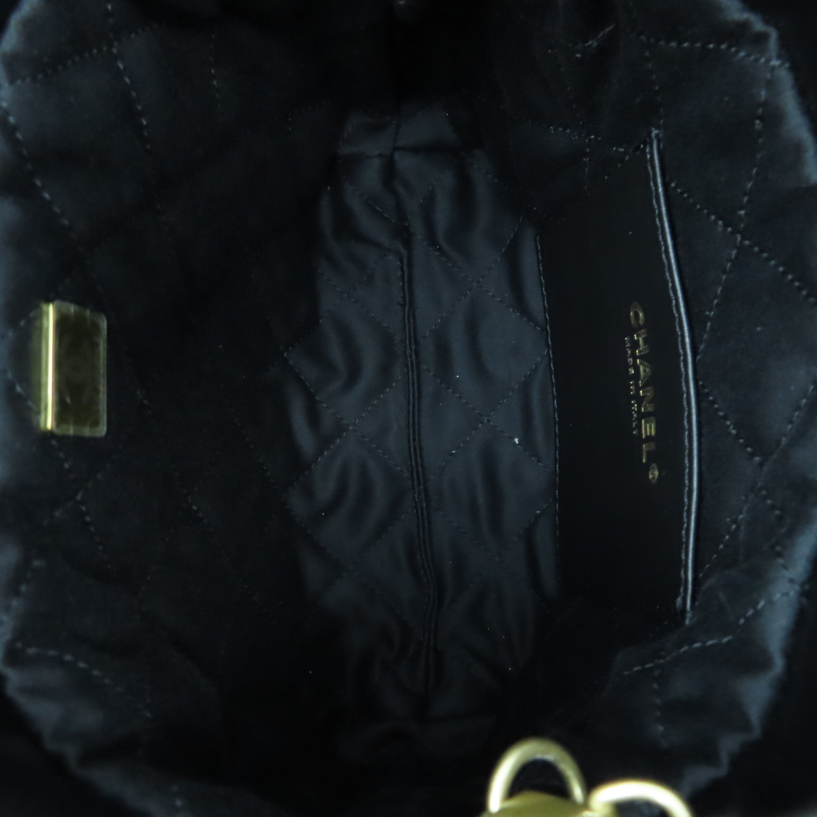 CHANEL 【激減優惠】菱格牛皮皮革Mini 22金扣鏈帶肩背袋黑色