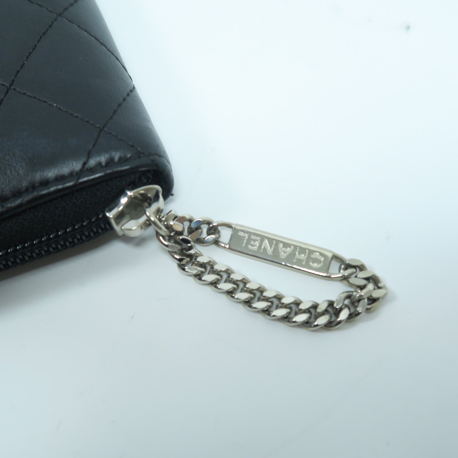 CHANEL 菱格牛皮皮革Travel Long Wallet銀扣長錢包黑色