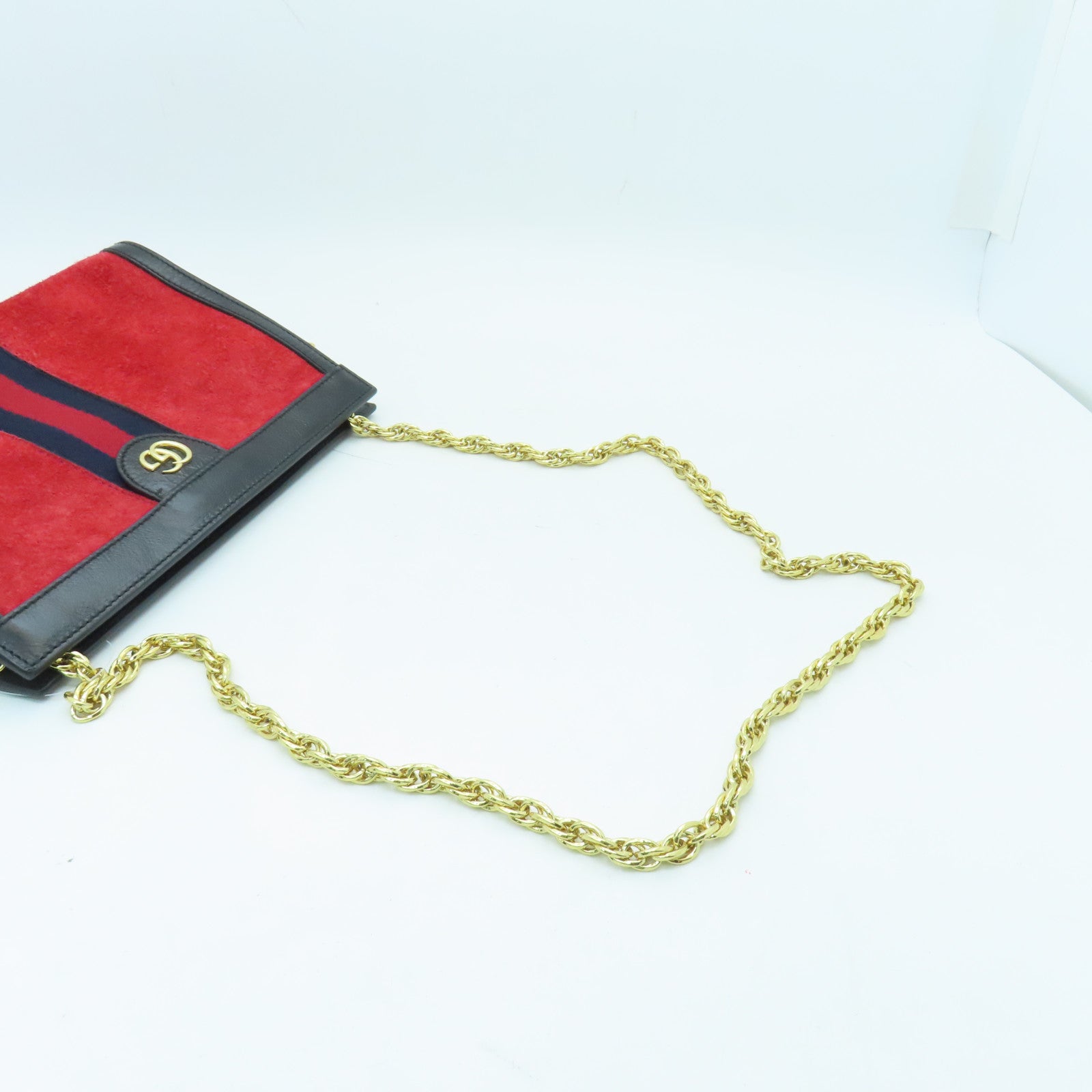 GUCCI suede leather / cowhide leather Ophidia gold buckle chain shoulder bag red / black