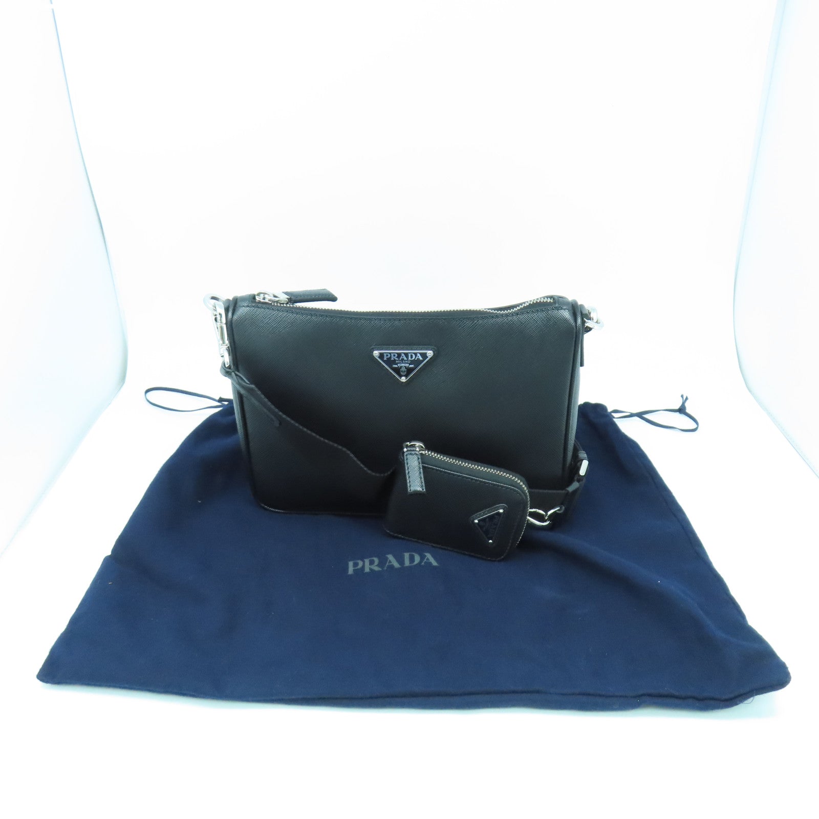 PRADA 牛皮皮革Shoulder Bag銀扣肩背袋黑色