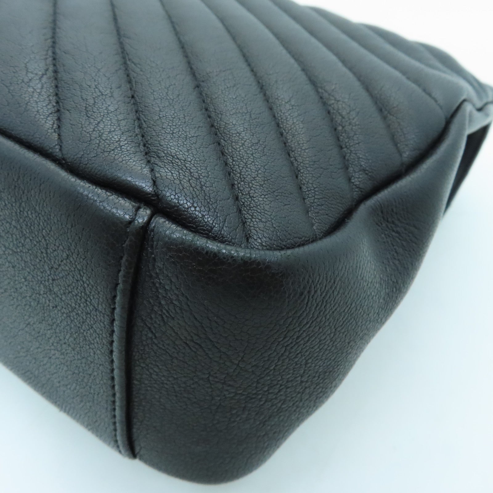 SAINT LAURENT Cowhide Leather 2way Shoulder Bag Silver Buckle Handle Shoulder Bag Black