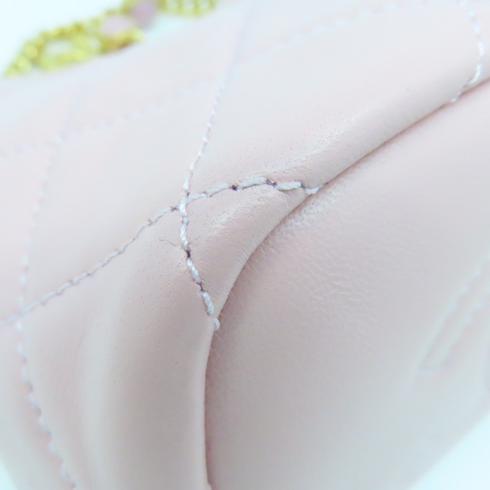 CHANEL 菱格牛皮皮革Chain Shoulder Bag金扣鏈帶肩背袋粉紅色