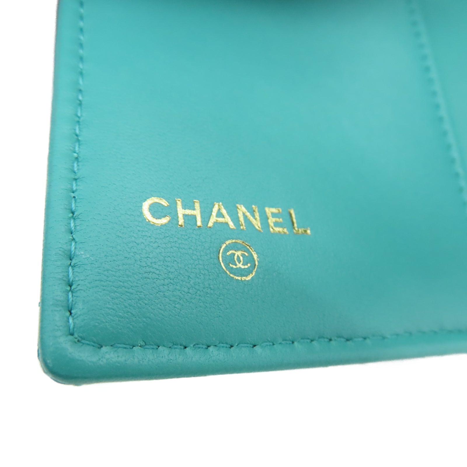 CHANEL 菱格羊皮皮革Wallet金扣钱包蓝色