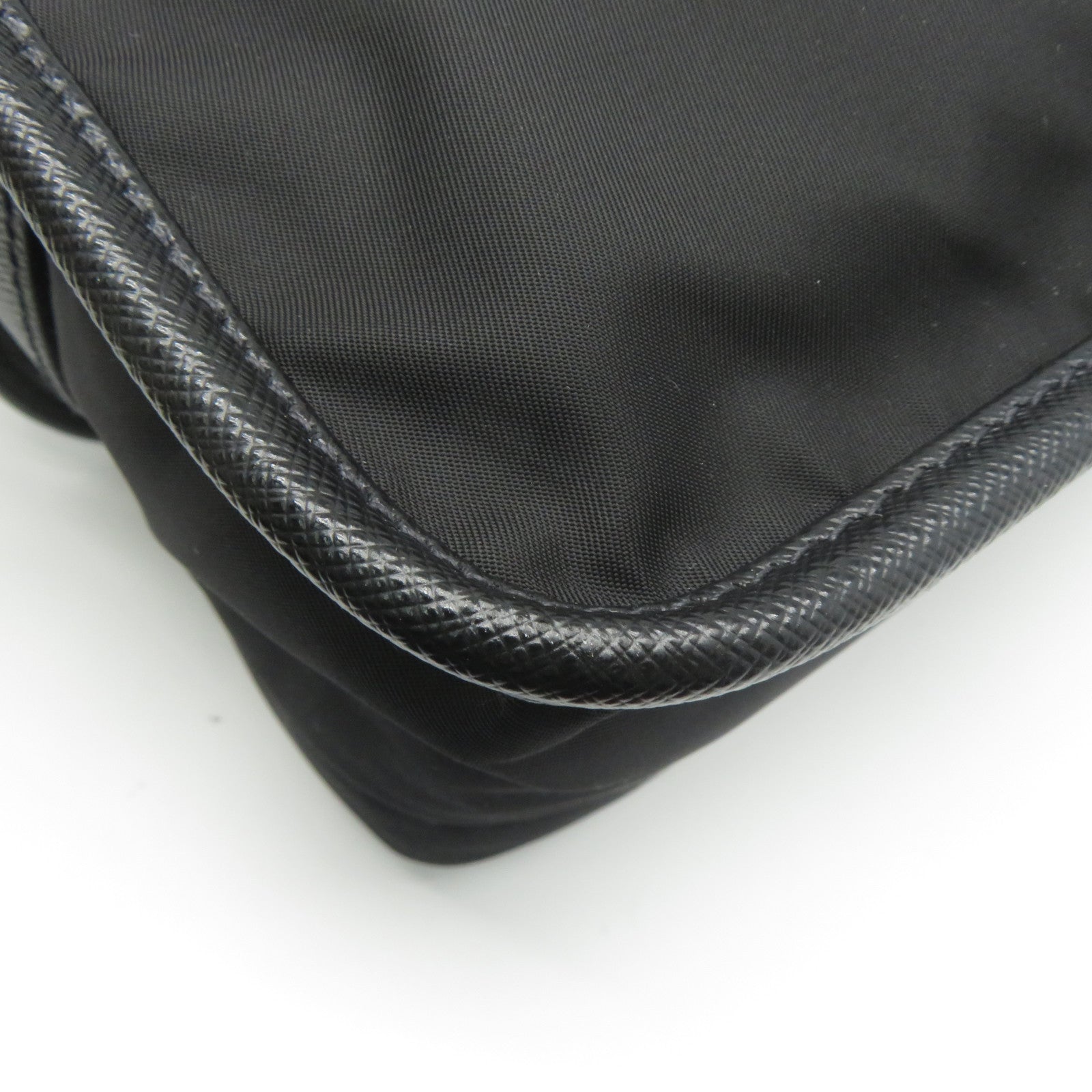 PRADA 尼龍/Saffiano皮革Shoulder Bag銀扣肩背袋黑色