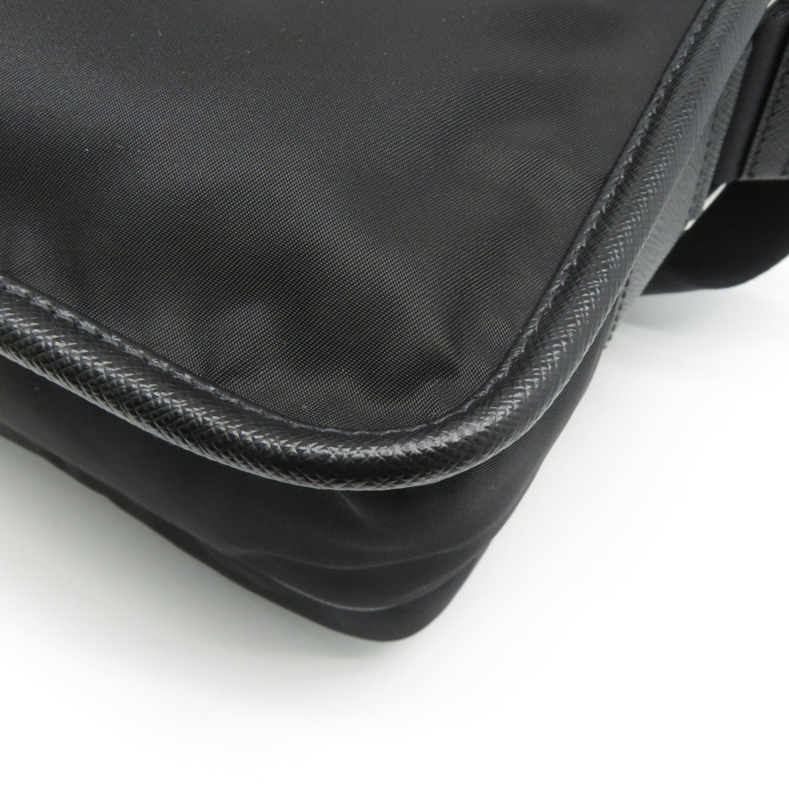 PRADA 尼龍/Saffiano皮革Shoulder Bag銀扣肩背袋黑色