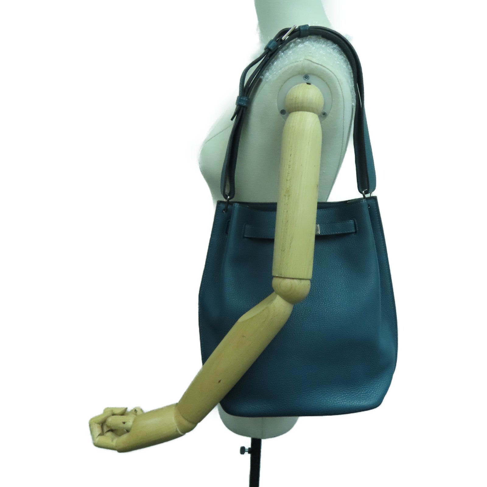 HERMES Togo Leather So Kelly 22 Silver Buckle Shoulder Bag Colvert Blue Blue