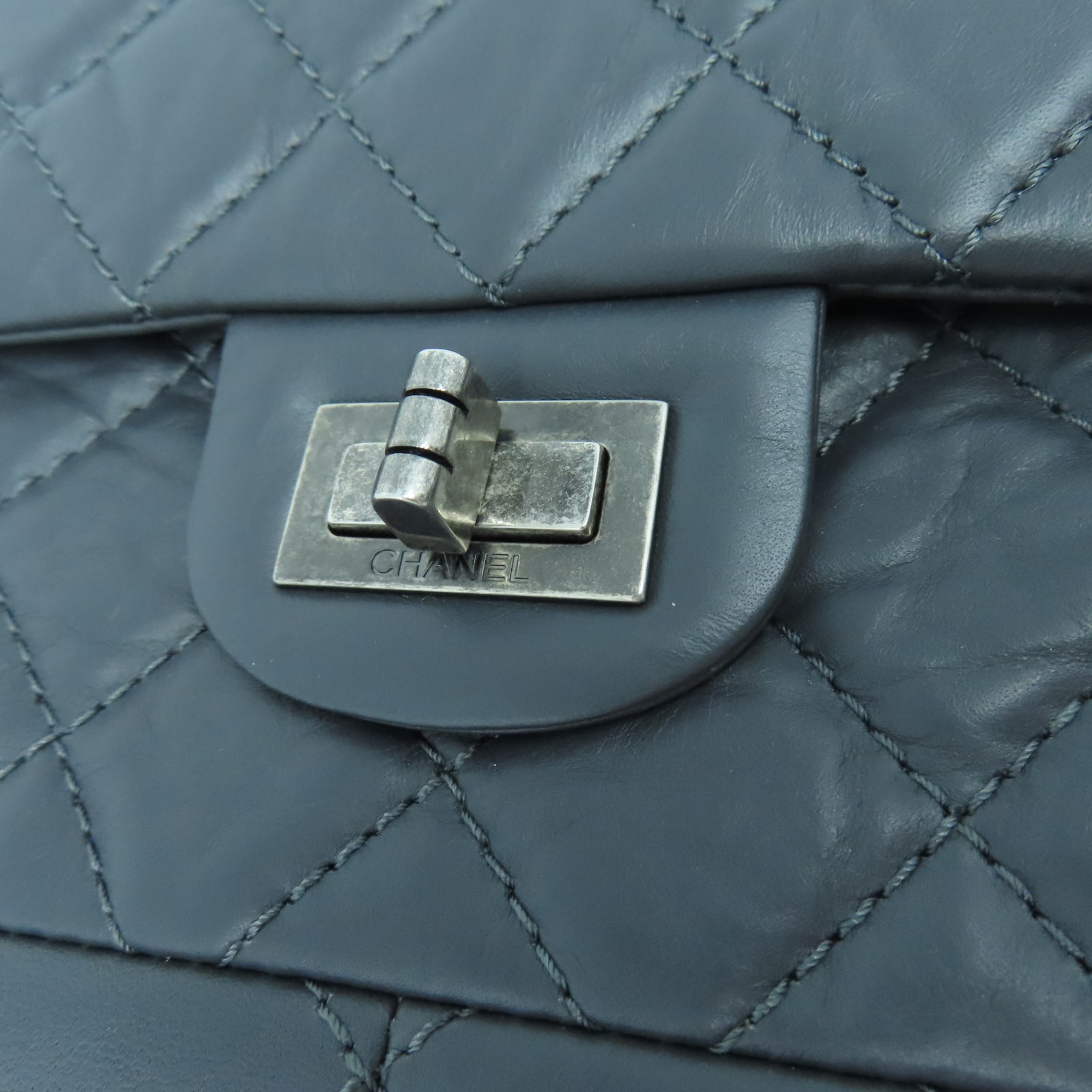 CHANEL rhombic cowhide leather 2.55 Chain Shoulder silver buckle chain shoulder bag gray
