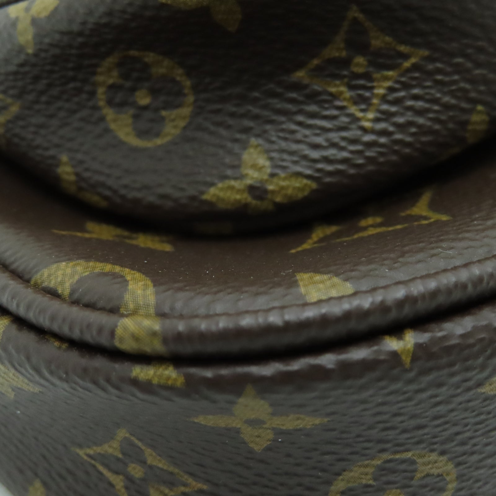 LOUIS VUITTON Monogram Multi Pochette Accessoires金扣肩背袋棕色