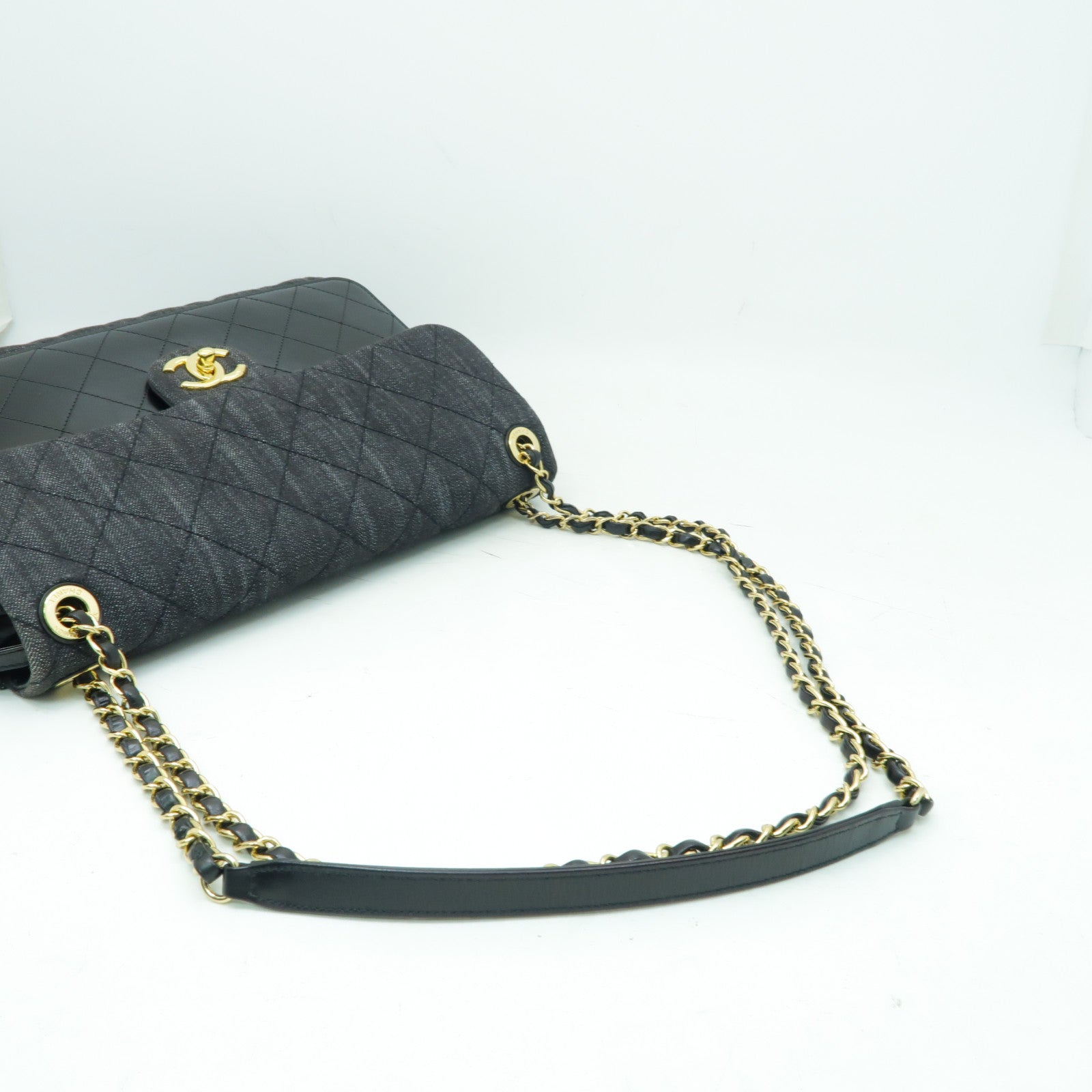 CHANEL 菱格帆布/牛皮皮革Chain Shoulder金扣鏈帶肩背袋黑色