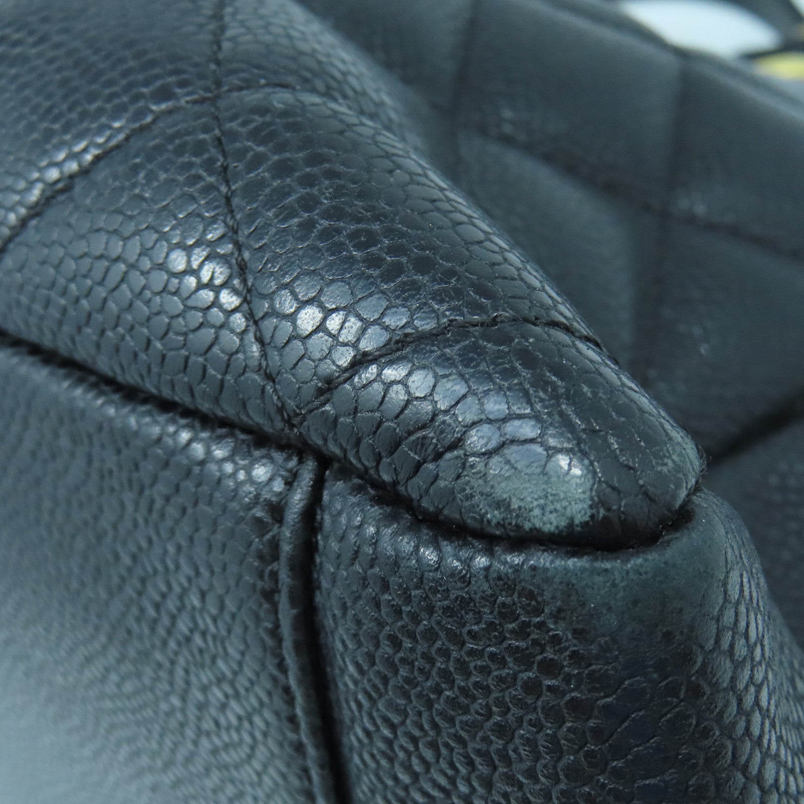 CHANEL Rhombus Caviar Leather GST Gold Buckle Chain Shoulder Bag Black