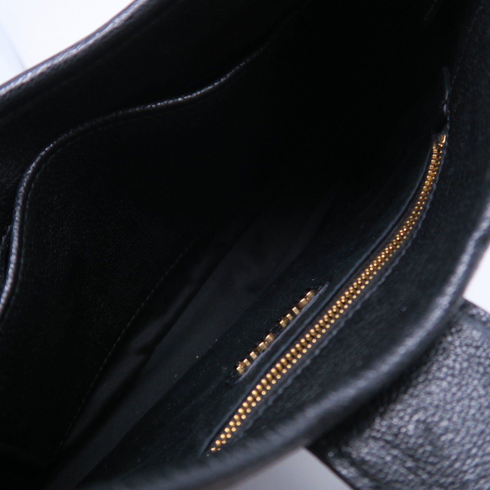 Miu Miu 牛皮皮革Shoulder Bag金扣肩背袋黑色