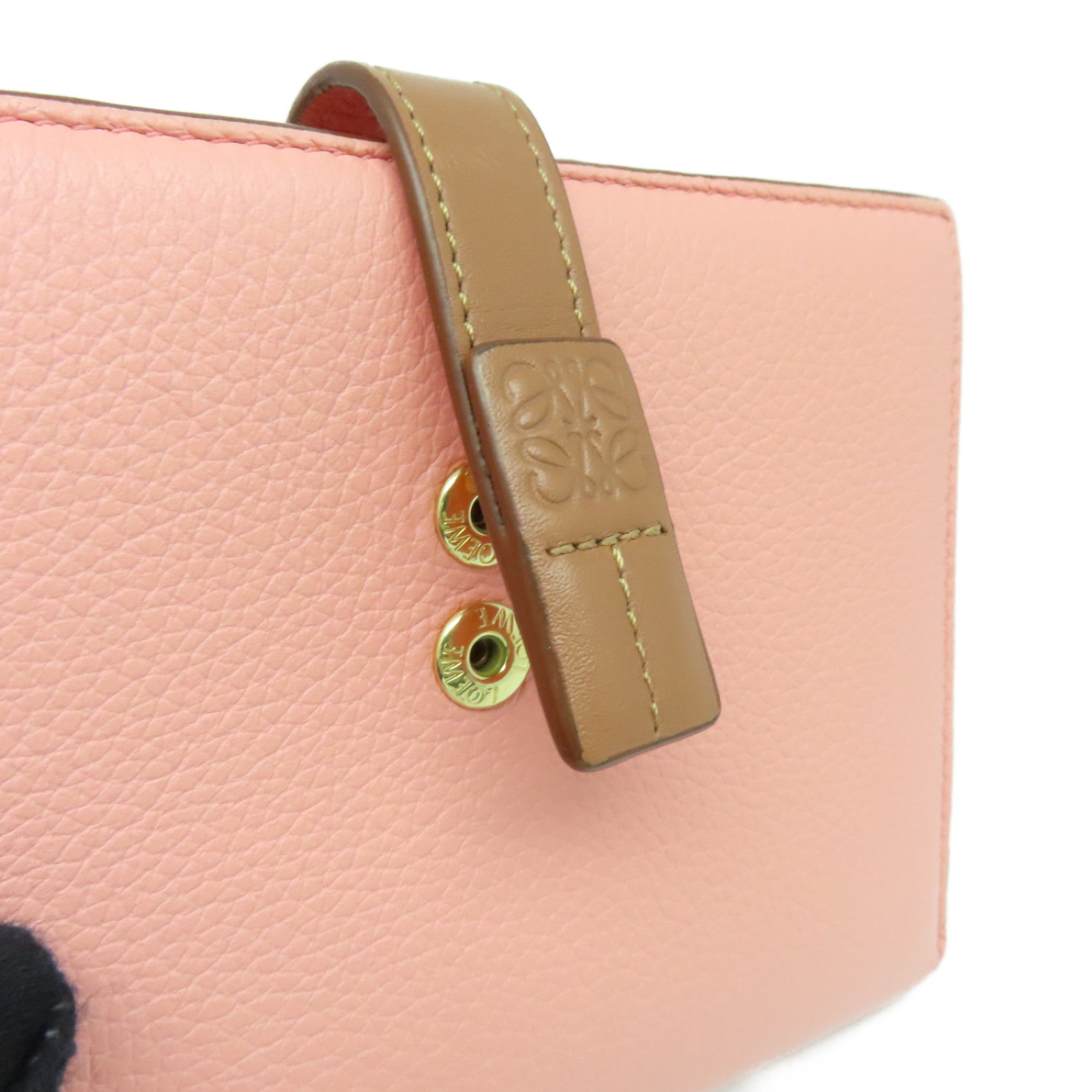 LOEWE 牛皮皮革Wallet金扣钱包粉红色