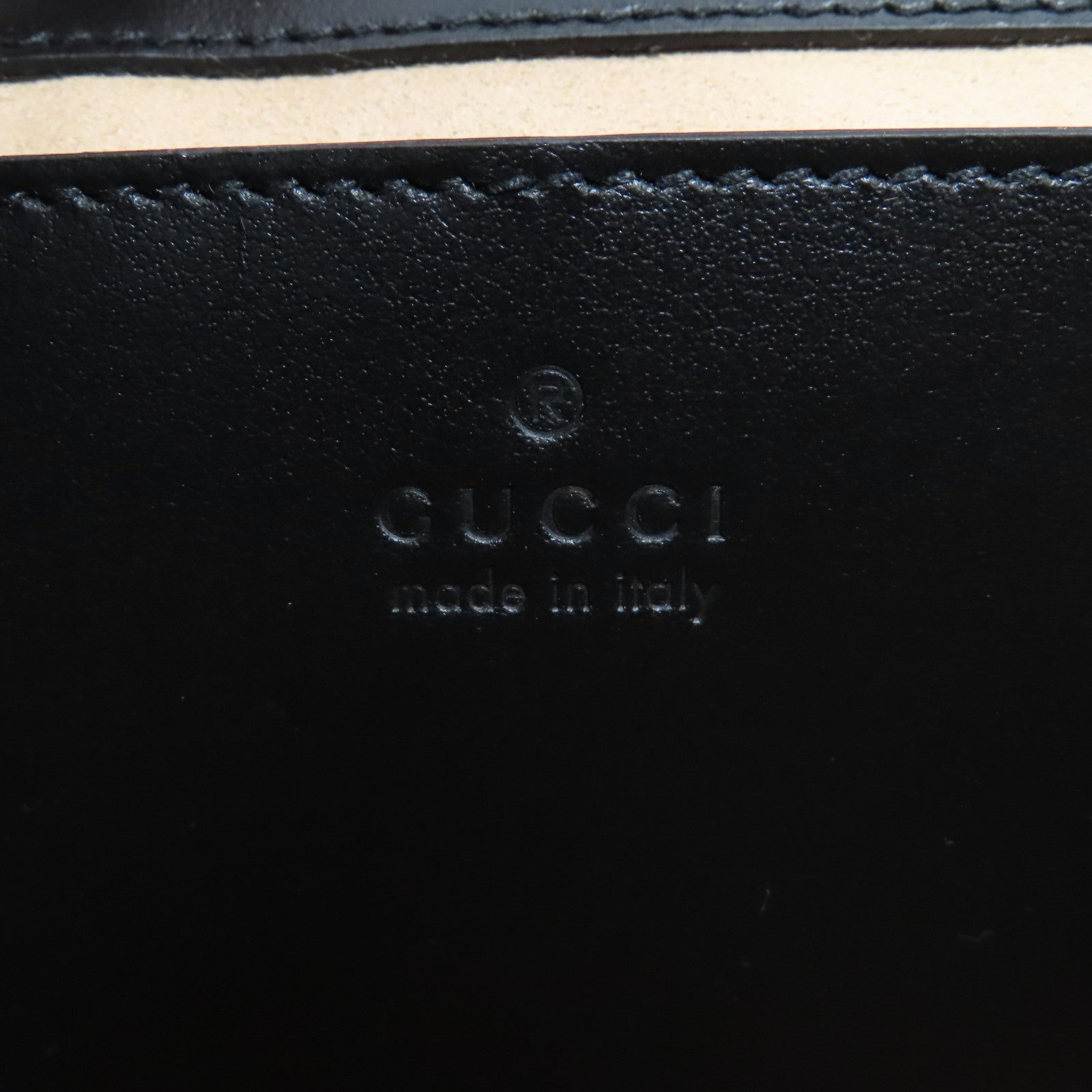 GUCCI 牛皮皮革GG Marmont銀扣鏈帶肩背袋黑色