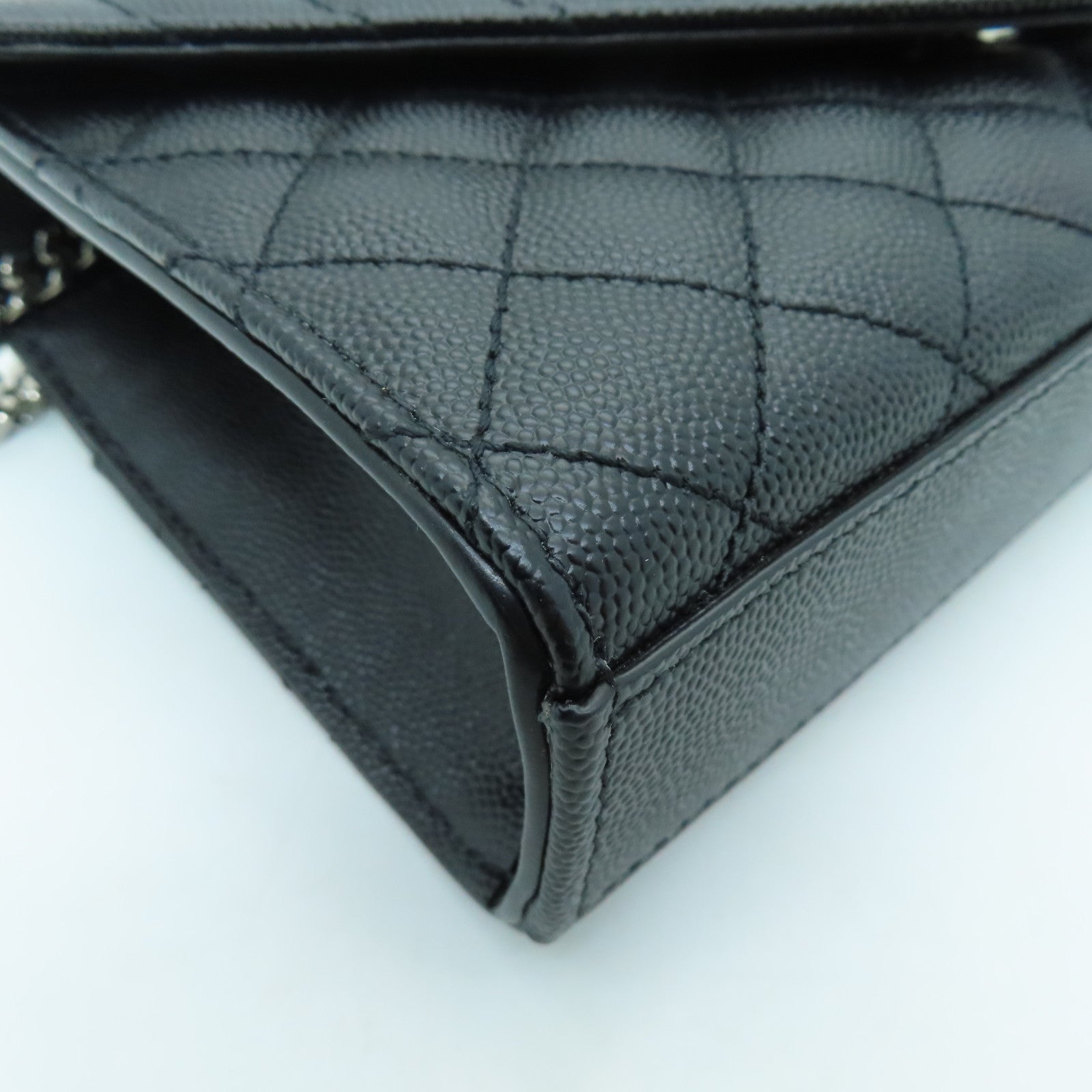SAINT LAURENT Leather Chain Shoulder Bag Silver Buckle Chain Shoulder Bag Black