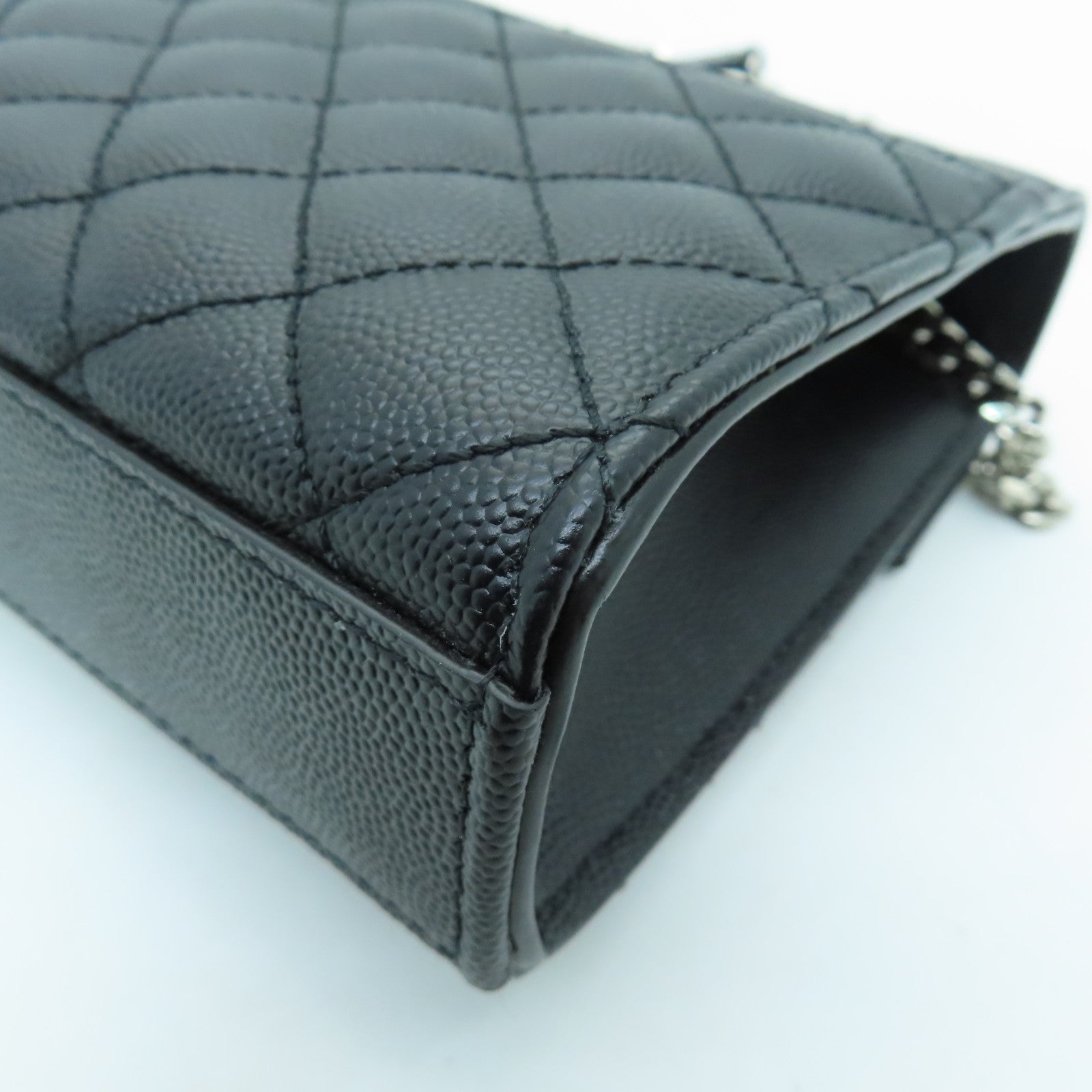 SAINT LAURENT Leather Chain Shoulder Bag Silver Buckle Chain Shoulder Bag Black