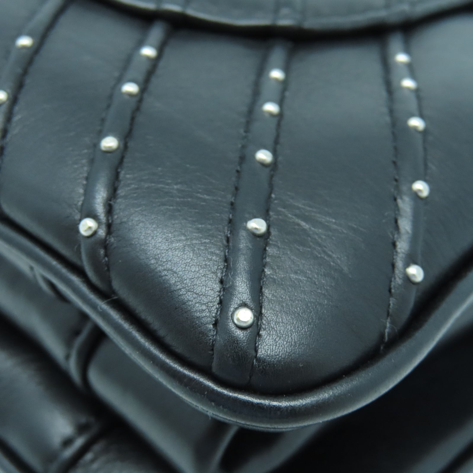 CHANEL twill cowhide leather Chain Shoulder silver buckle chain shoulder bag black