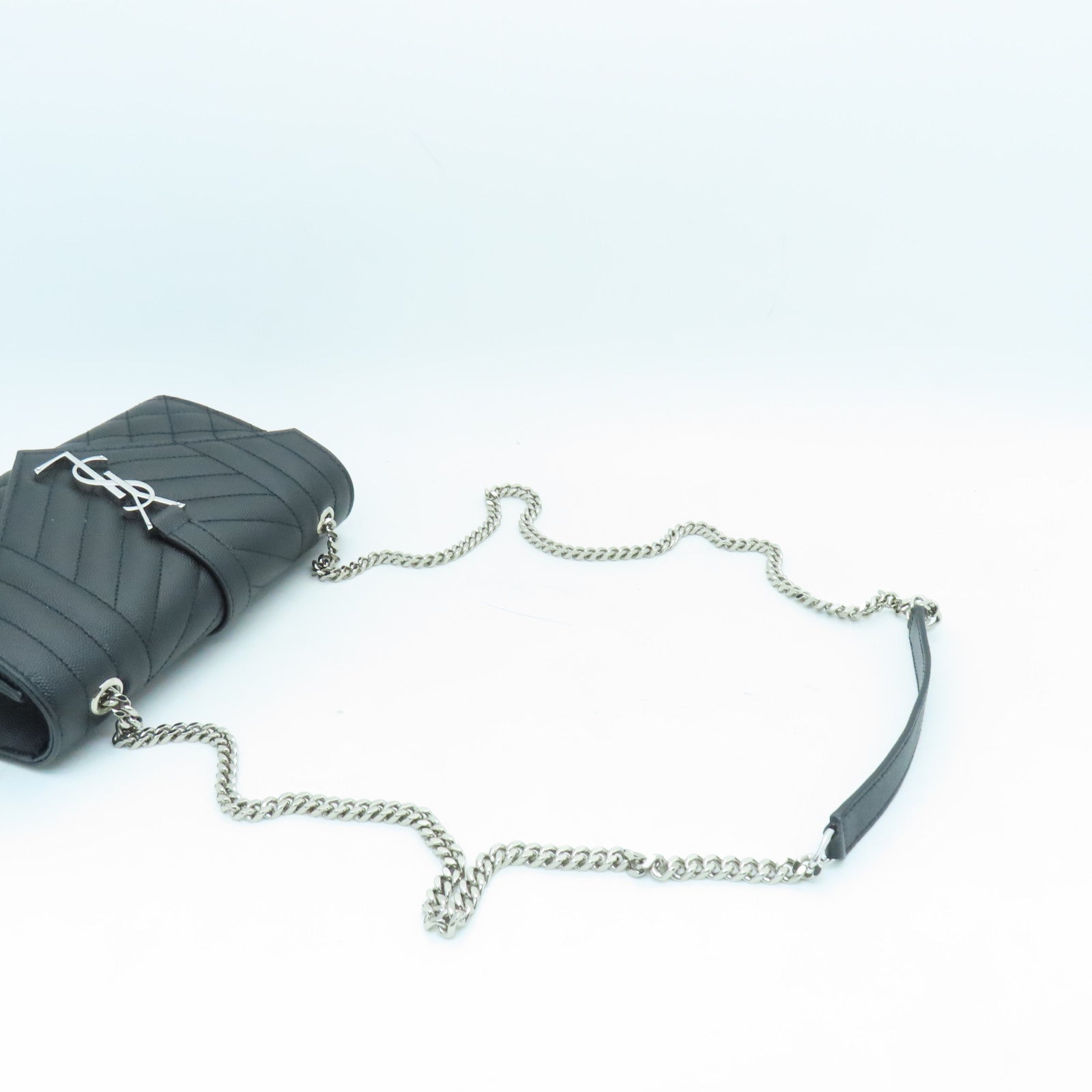 SAINT LAURENT Leather Chain Shoulder Bag Silver Buckle Chain Shoulder Bag Black