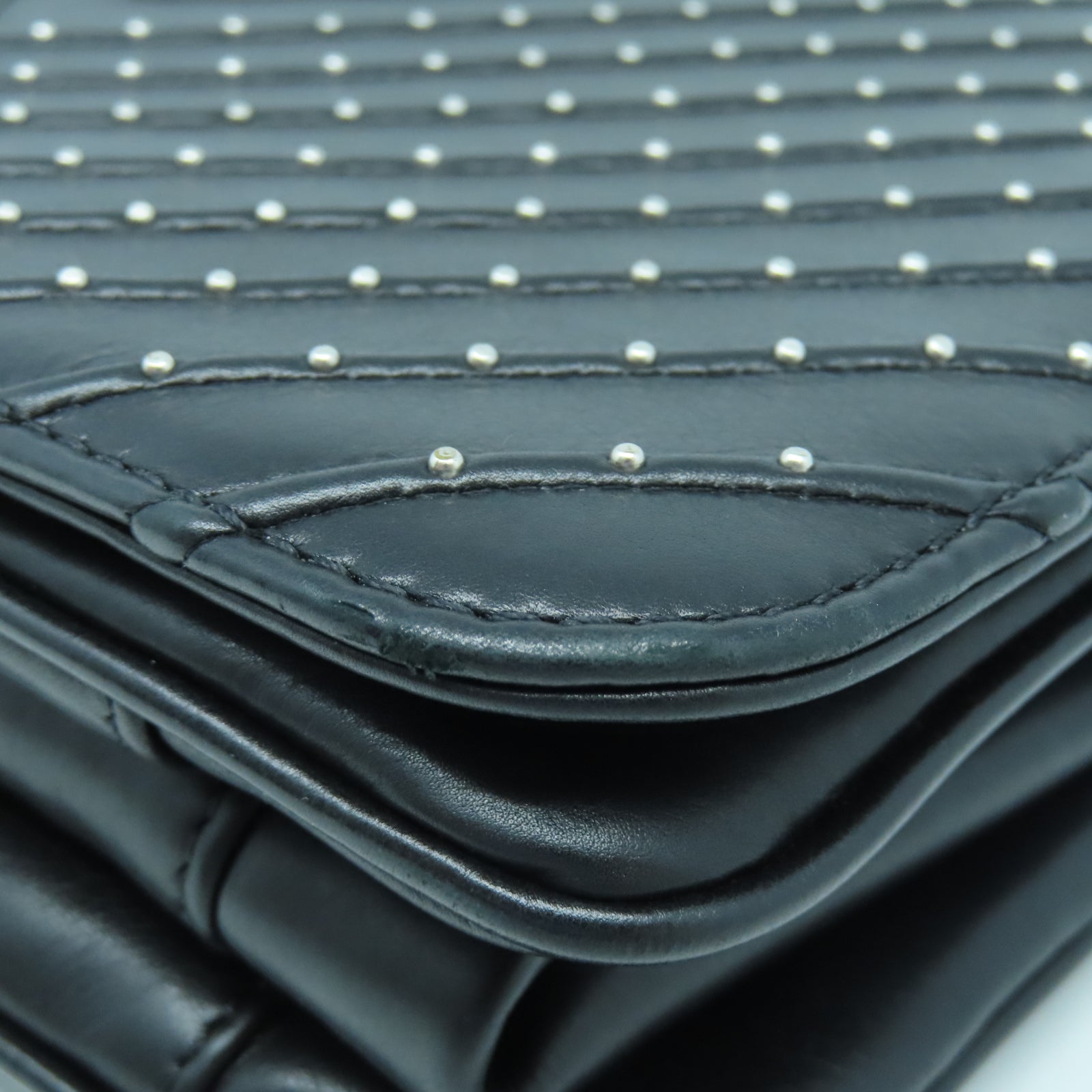 CHANEL twill cowhide leather Chain Shoulder silver buckle chain shoulder bag black