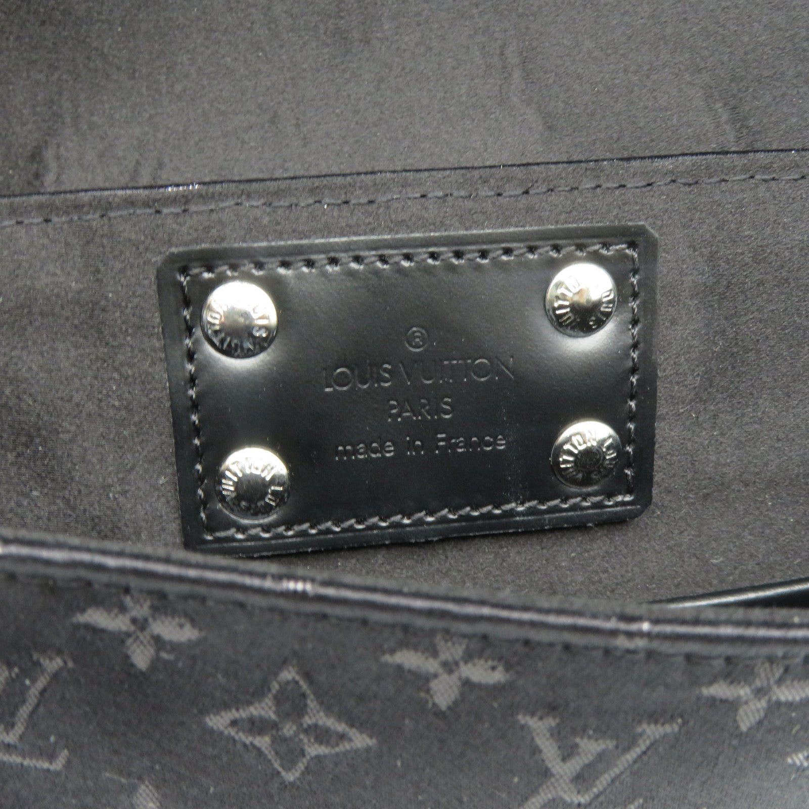 LOUIS VUITTON Monogram Satin Comte De Fe Musette銀扣肩背袋黑色