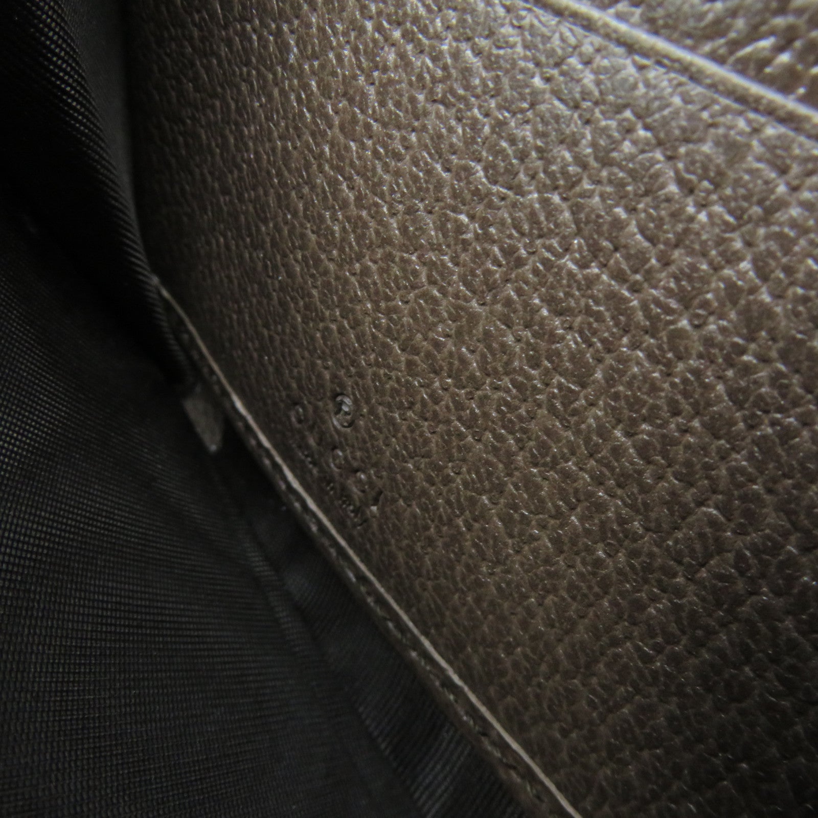 GUCCI Coated Canvas Zipper Long Wallet Zipper Long Wallet Brown