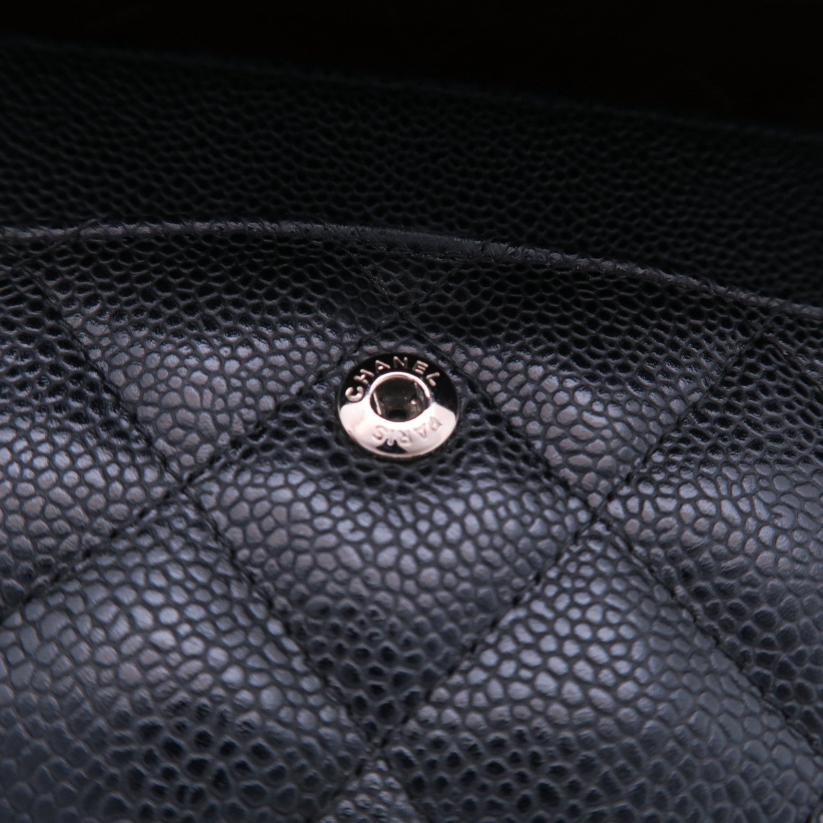 CHANEL 【激減優惠】菱格Caviar皮革Classic Jumbo銀扣鏈帶肩背袋黑色