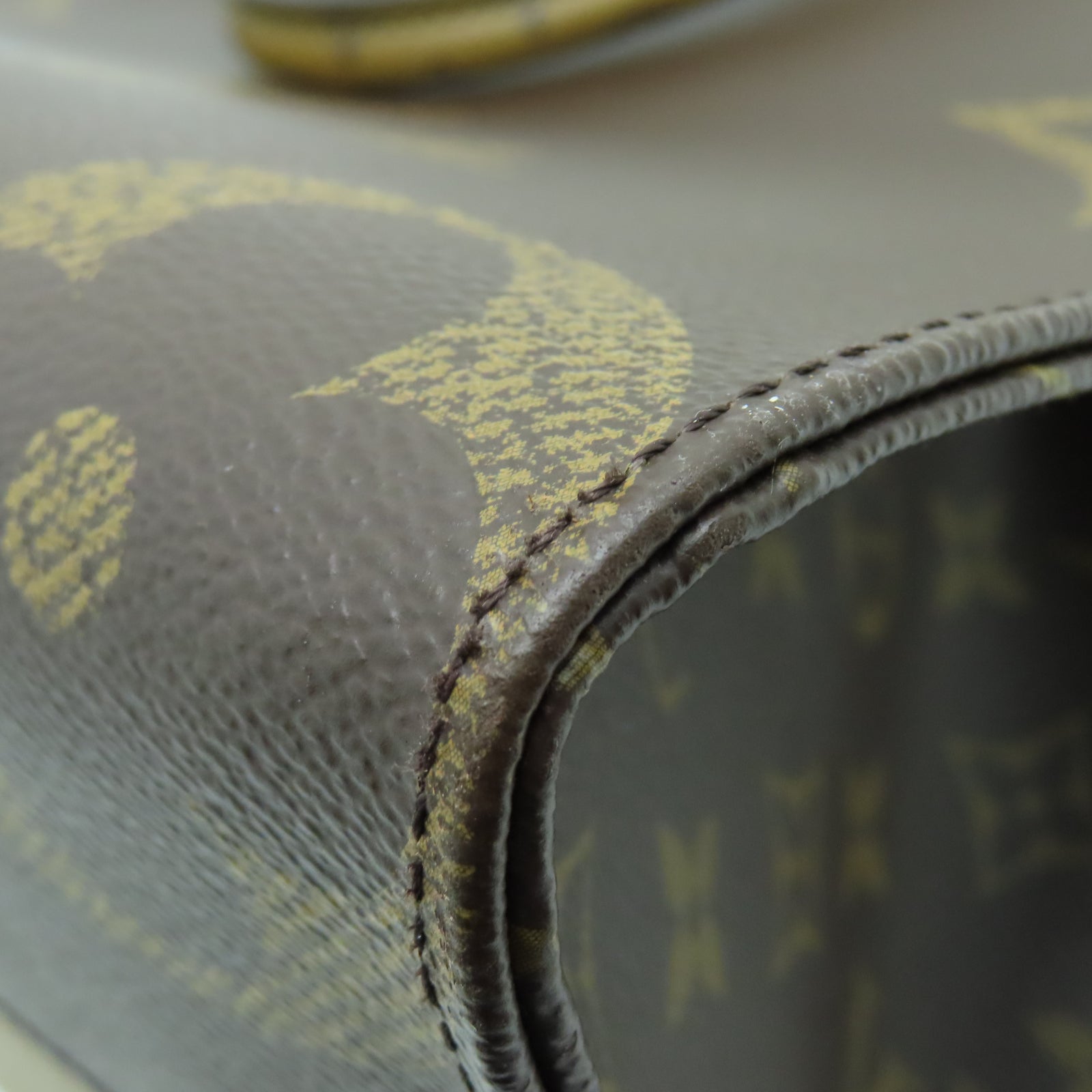 LOUIS VUITTON Monogram On The Go金扣肩背袋棕色