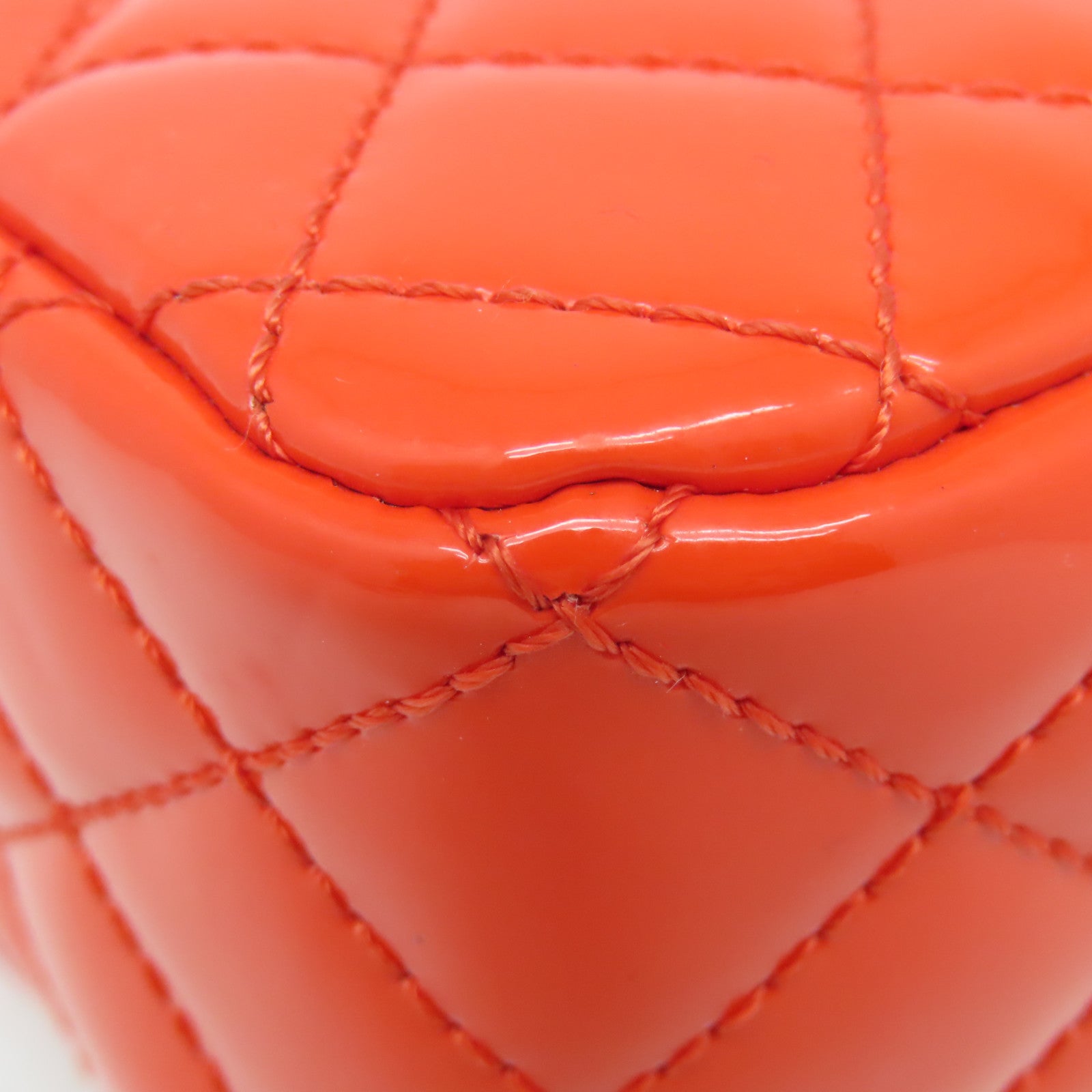 CHANEL 菱格漆皮皮革Chain Shoulder Bag金扣链带肩背袋橙色