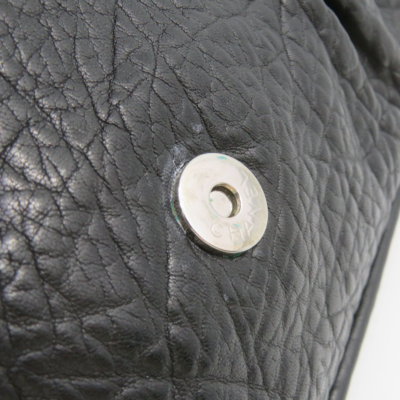 CHANEL rhombic cowhide leather Shoulder Bag silver buckle chain shoulder bag black