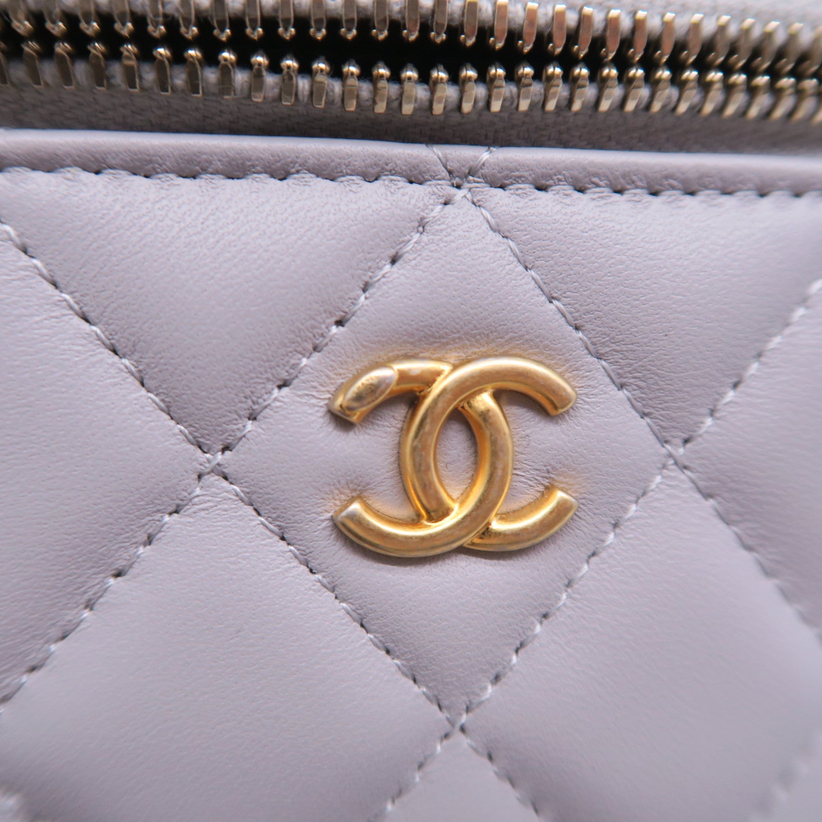CHANEL 菱格羊皮皮革Chain Shoulder金扣肩背袋灰色