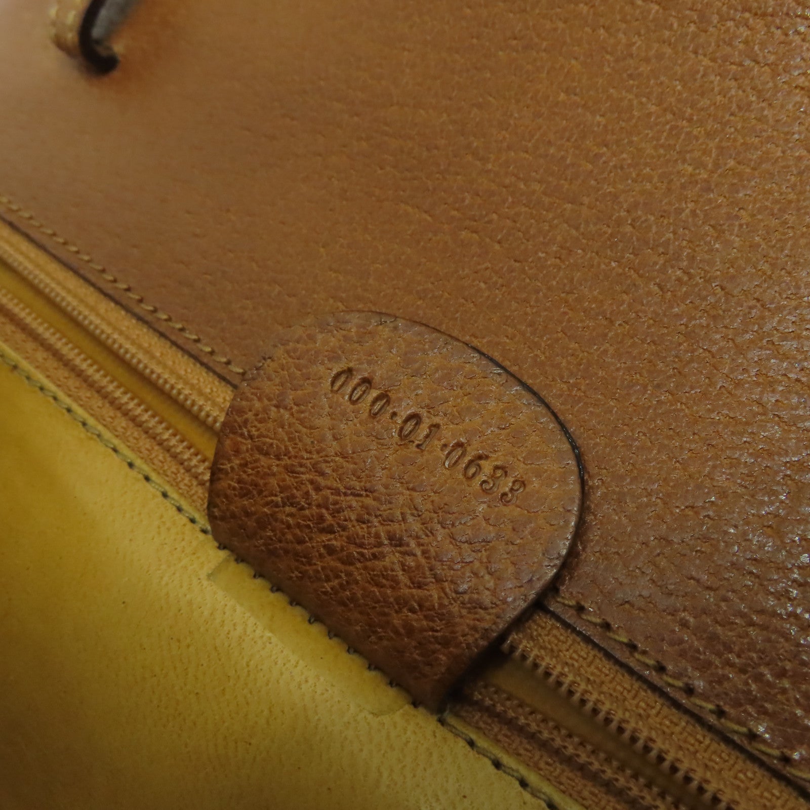 GUCCI 牛皮皮革Handbag金扣手挽袋啡色